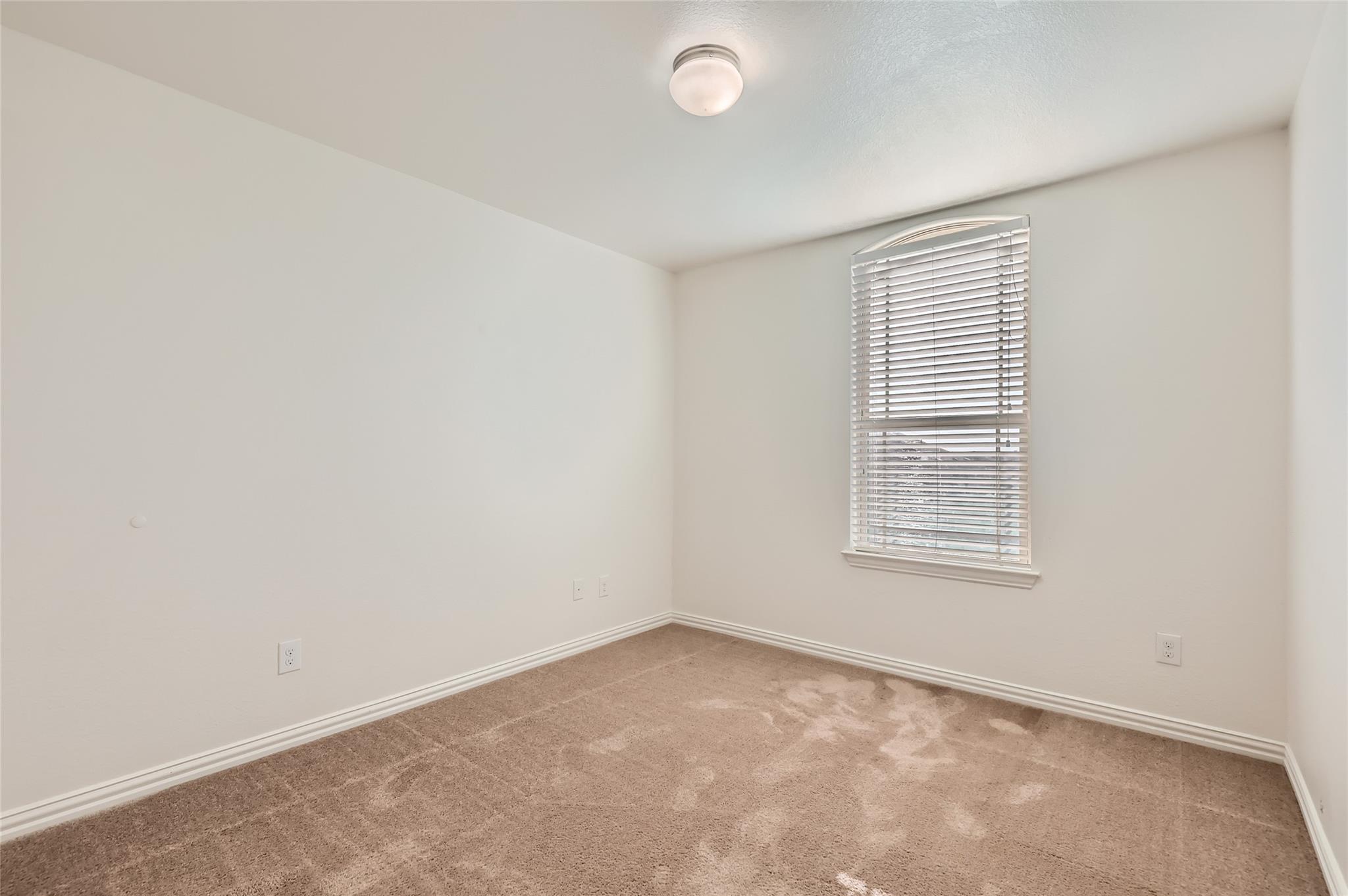 153 Ammonite Ln, Jarrell, TX 76537