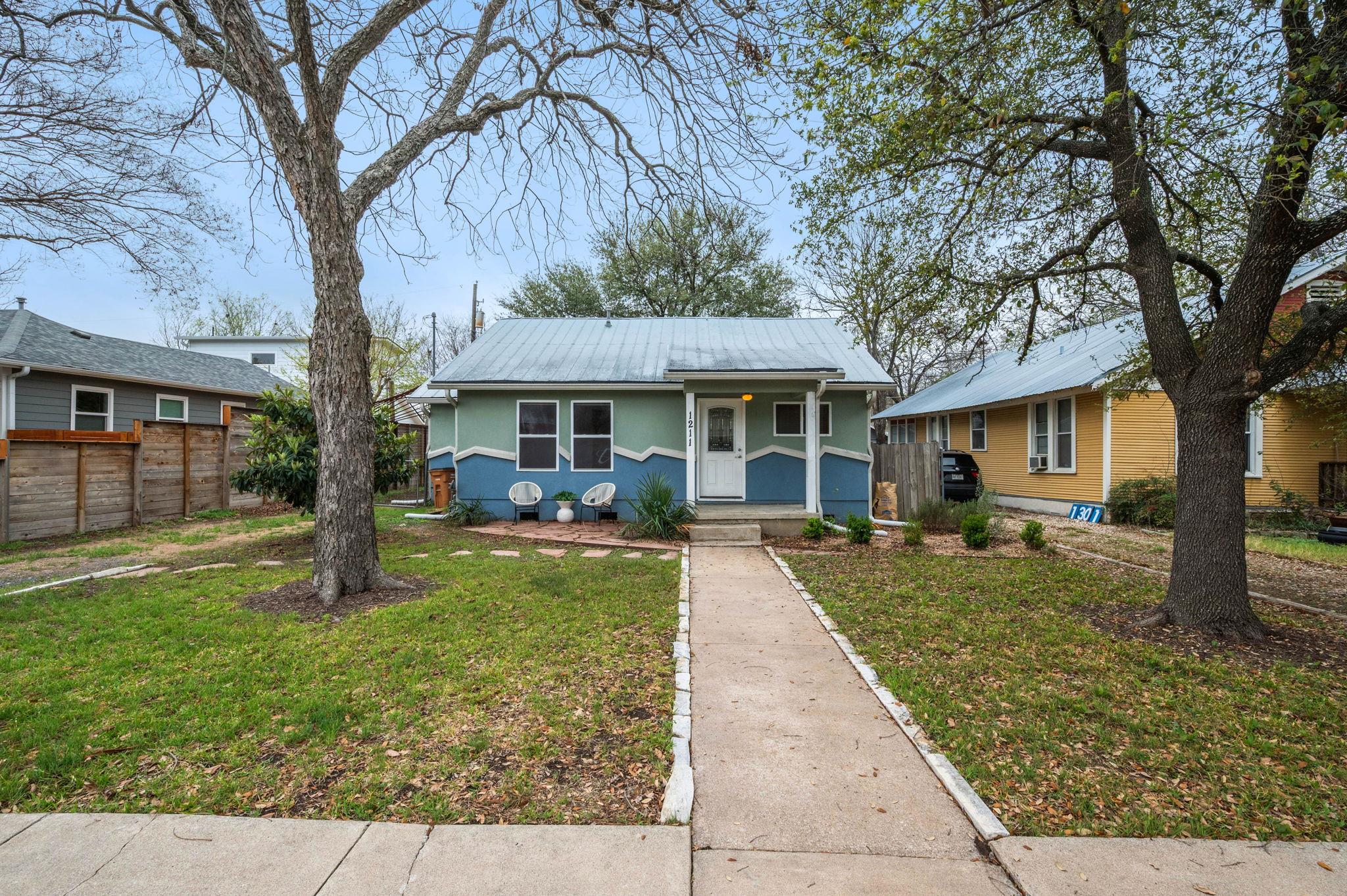 1211 GEORGIAN St, Austin, TX 78756