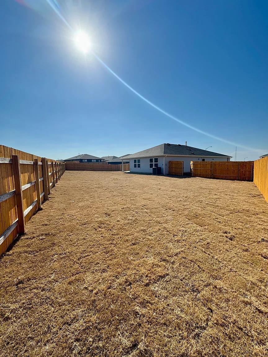 150 Galanthus Ct, Kyle, TX 78640