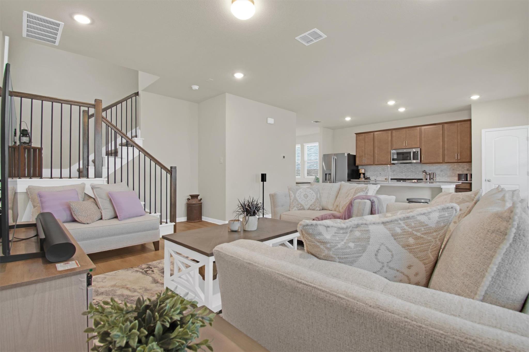 124 Barret Dr, Liberty Hill, TX 78642