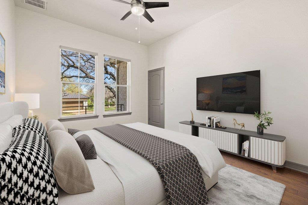 338 Coventry Rd, Spicewood, TX 78669