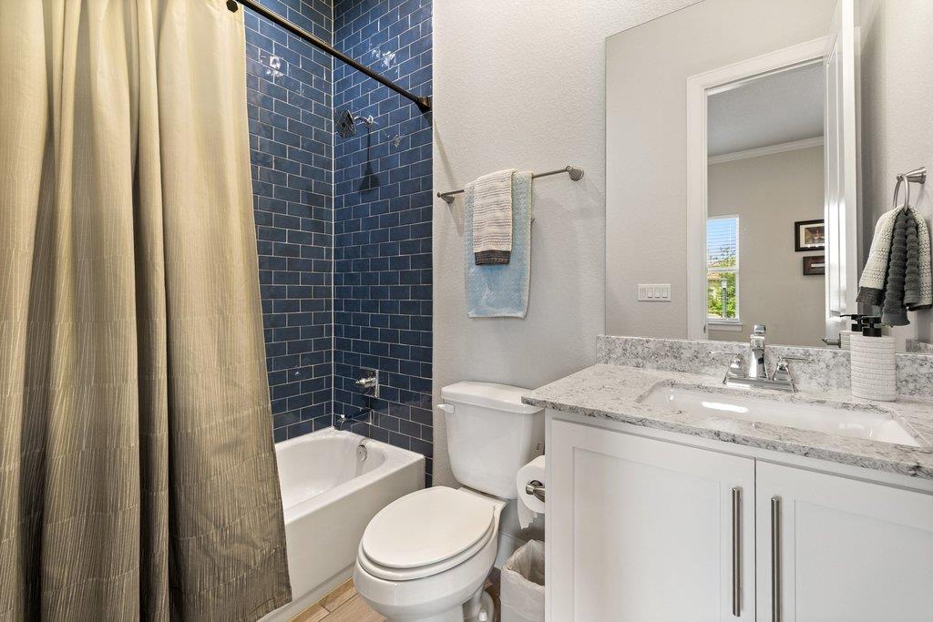 206 Majestic Arroyo Way, Lakeway, TX 78738