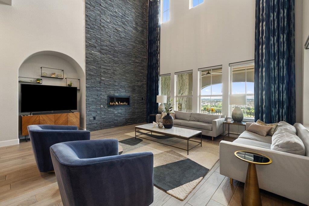 206 Majestic Arroyo Way, Lakeway, TX 78738