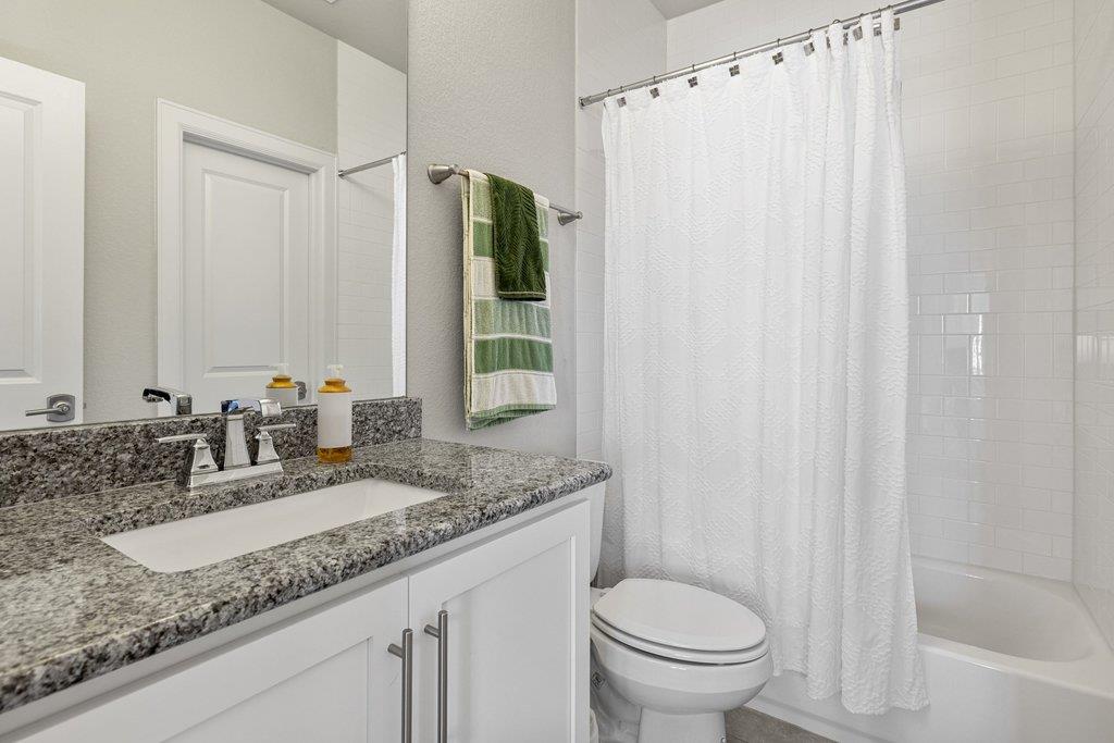 206 Majestic Arroyo Way, Lakeway, TX 78738