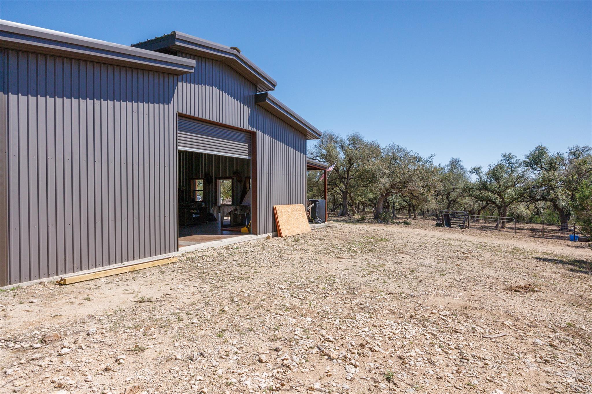 274 Ira Hill Rd, Dripping Springs, TX 78620