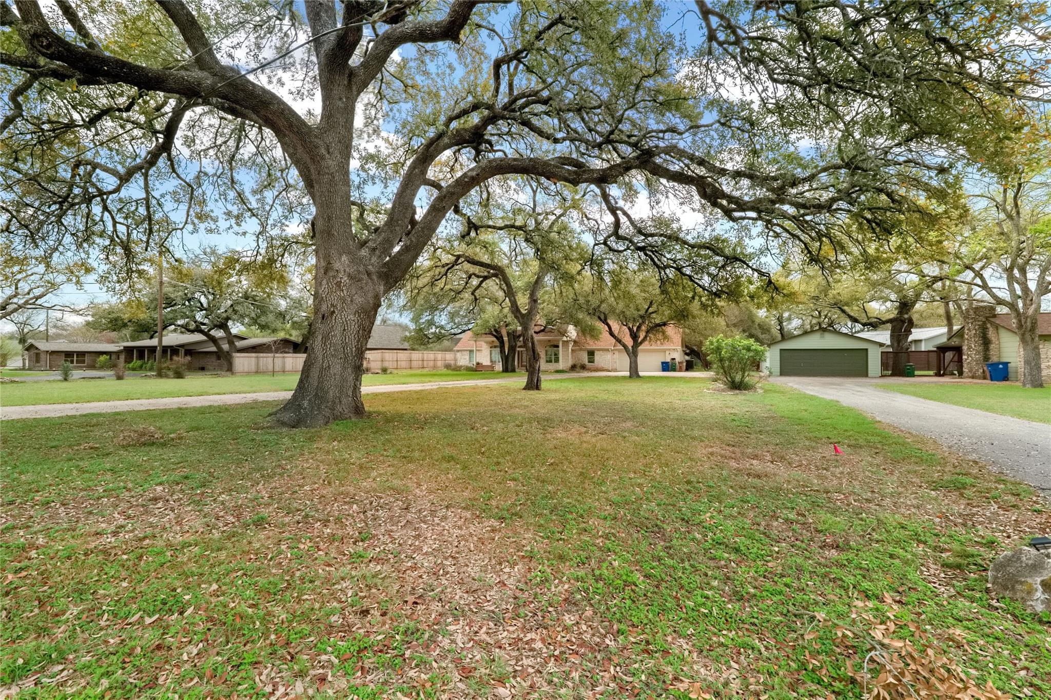 3701 Del Robles Dr, Austin, TX 78727