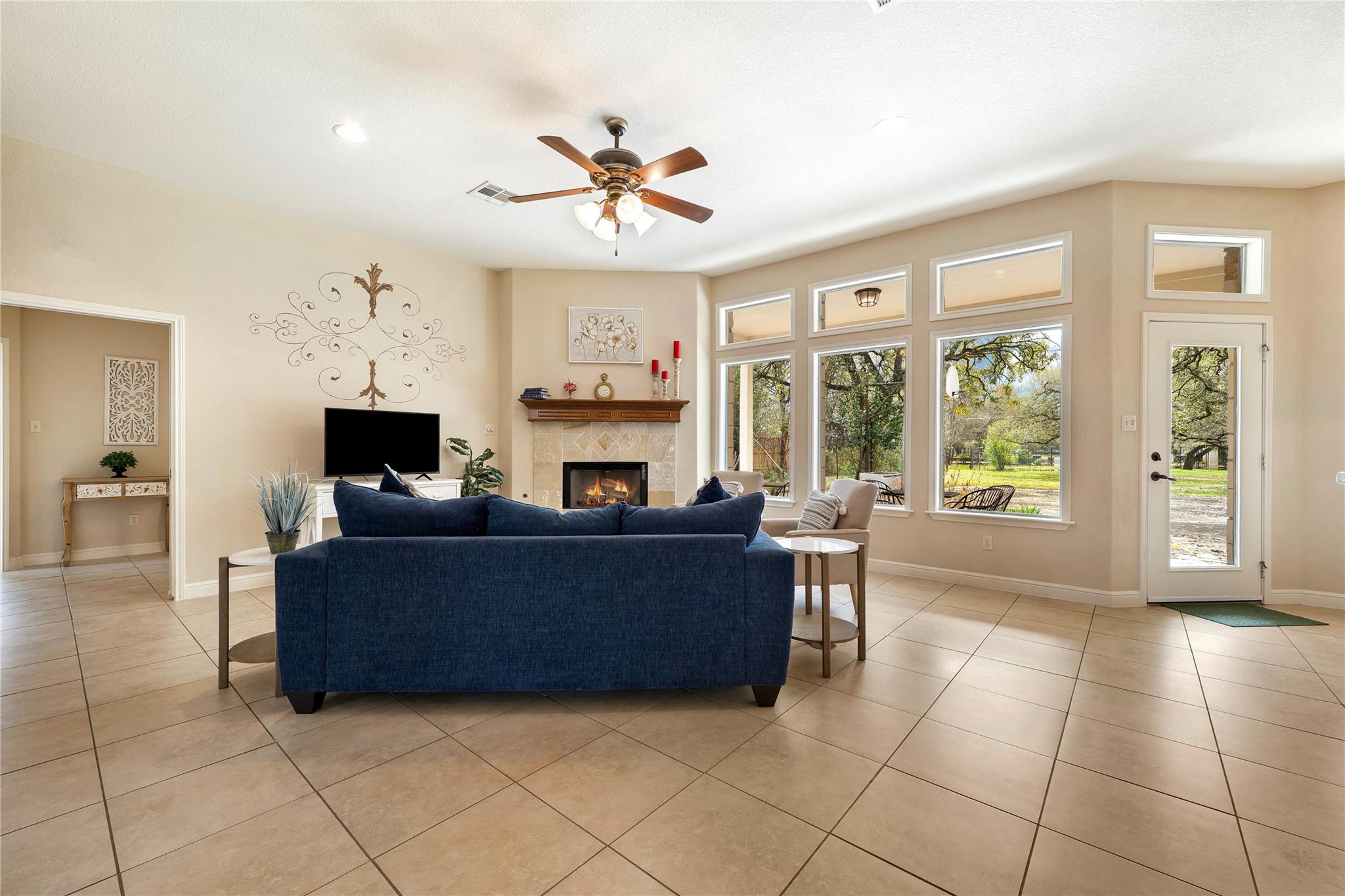 3701 Del Robles Dr, Austin, TX 78727