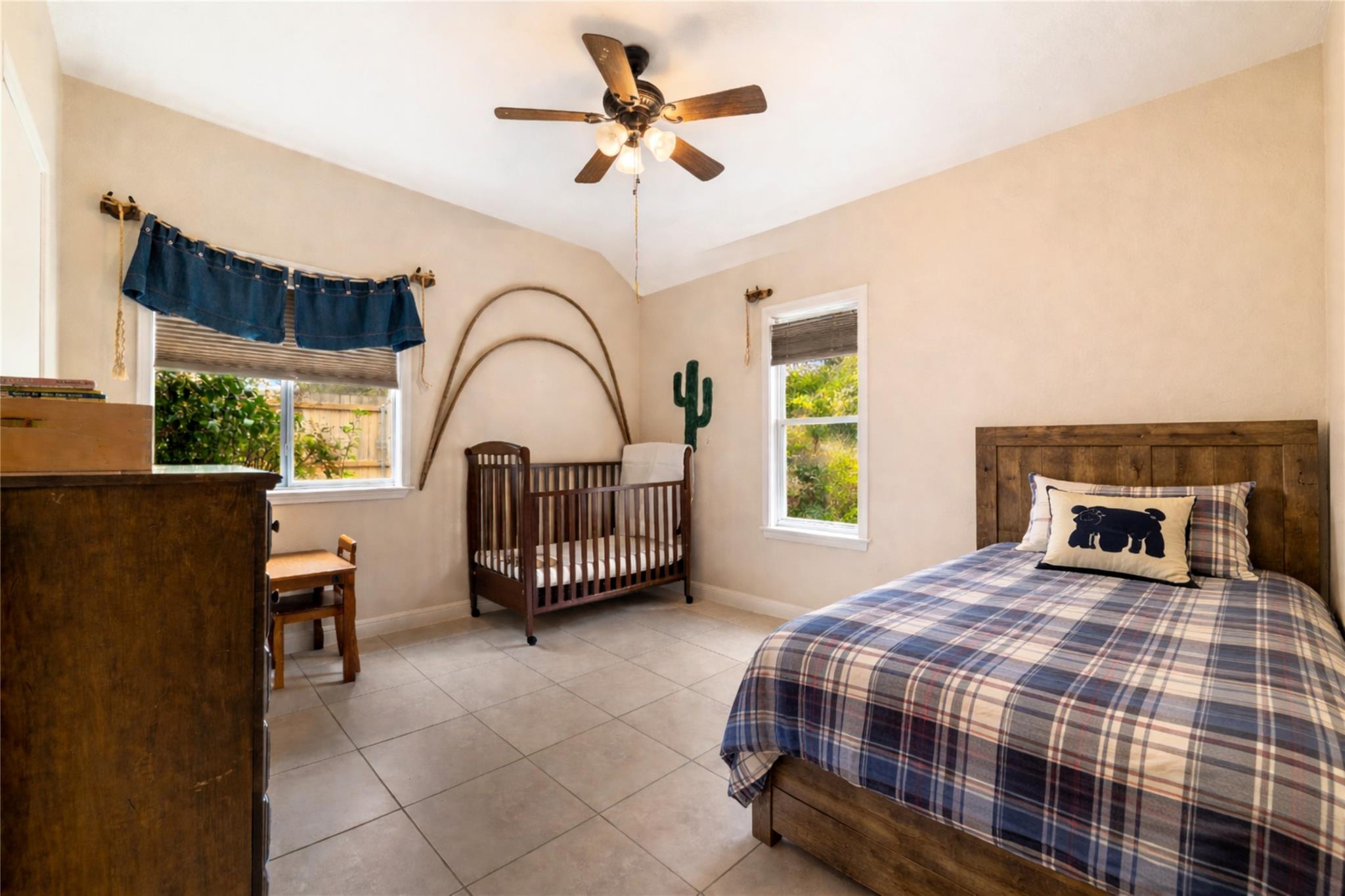 3701 Del Robles Dr, Austin, TX 78727