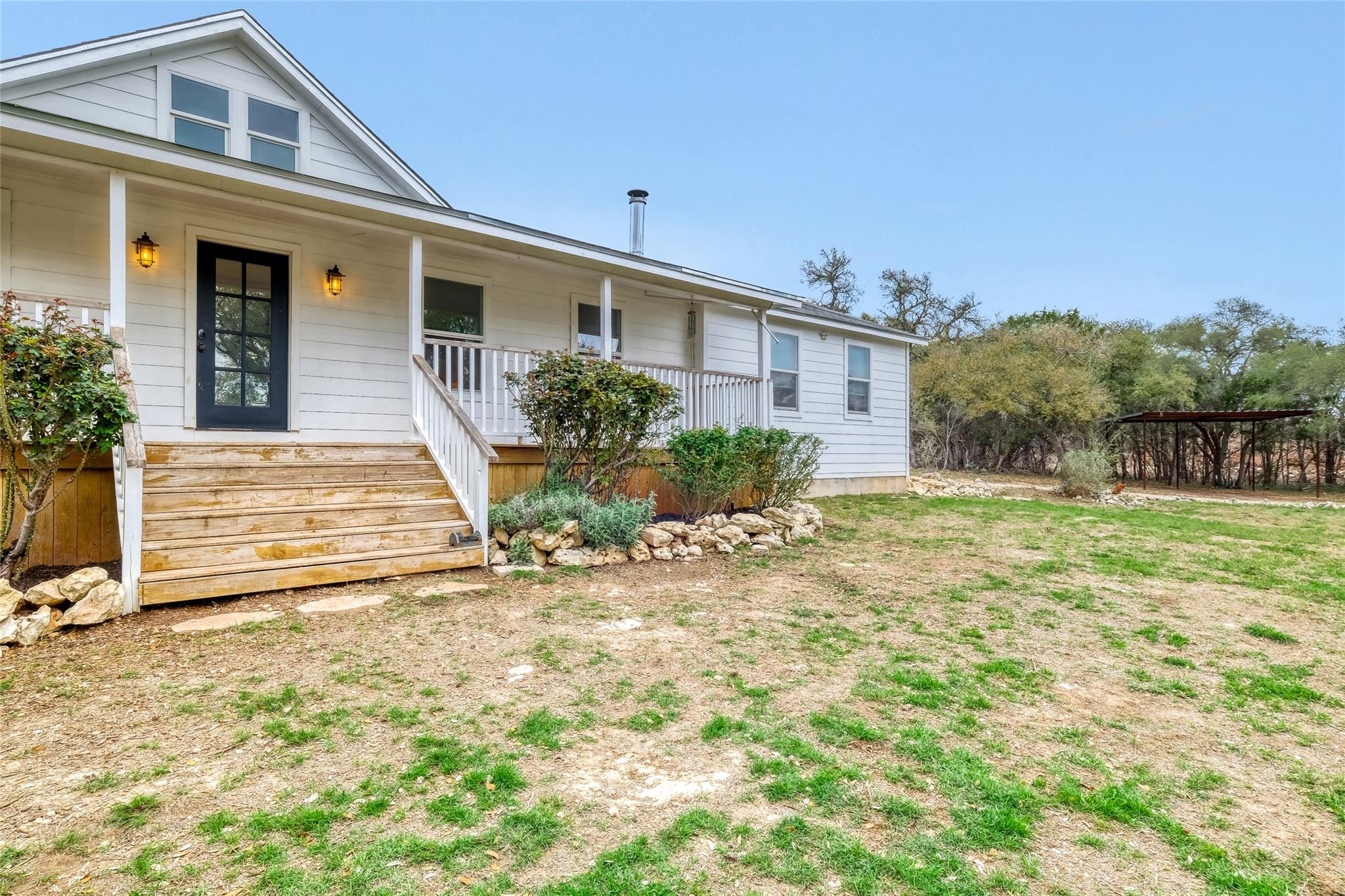 211 Creekwood Ct, Spring Branch, TX 78070