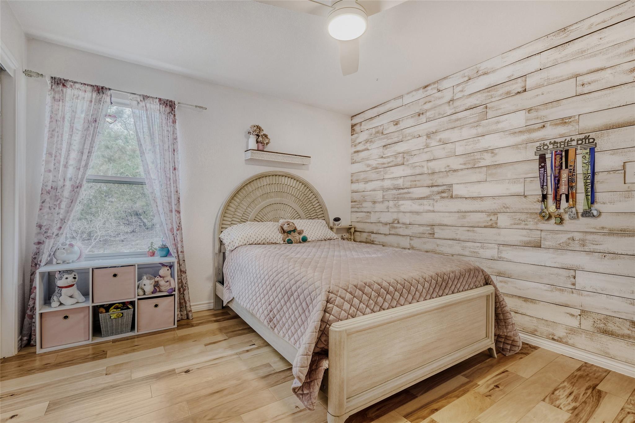 211 Creekwood Ct, Spring Branch, TX 78070