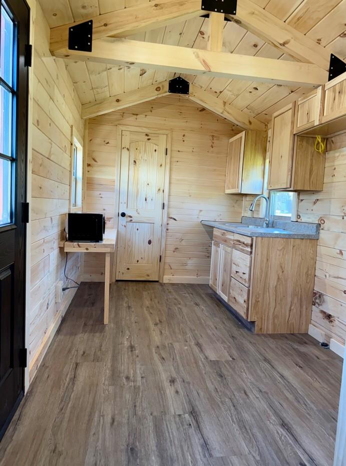 203 W 22nd St # 12 / CABIN, Cameron, TX 76520