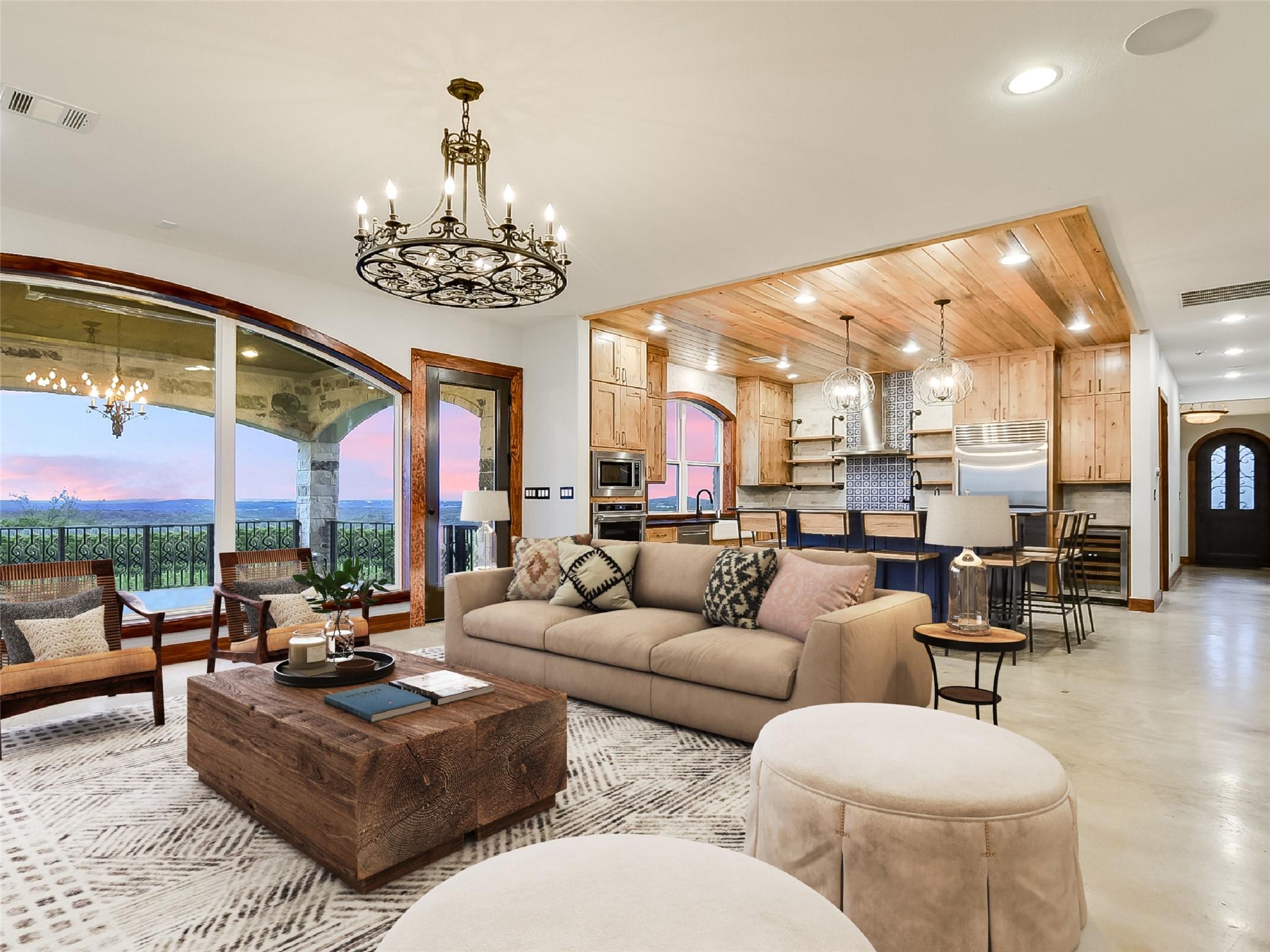 910 Plant Lady Ln, Dripping Springs, TX 78620