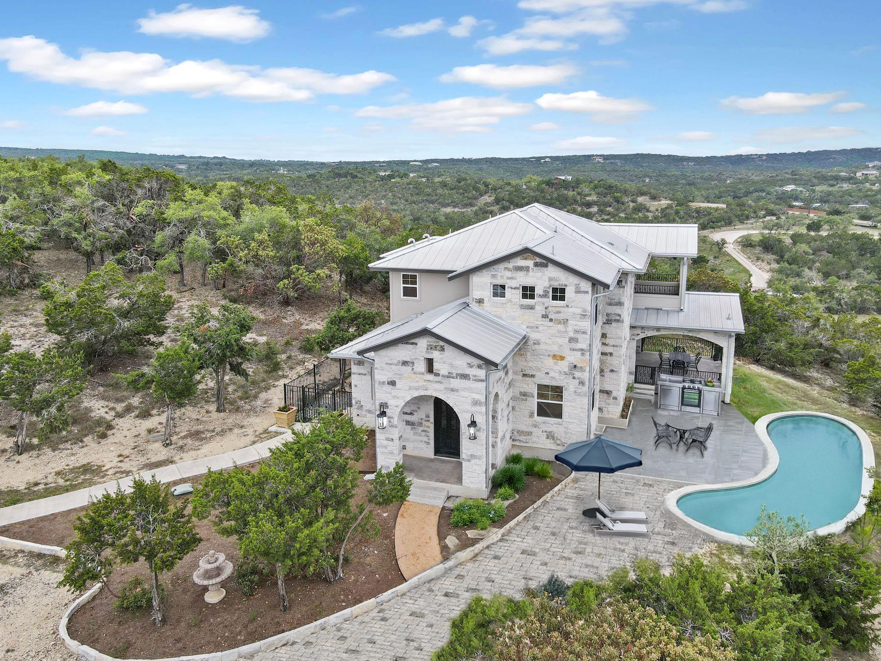 910 Plant Lady Ln, Dripping Springs, TX 78620
