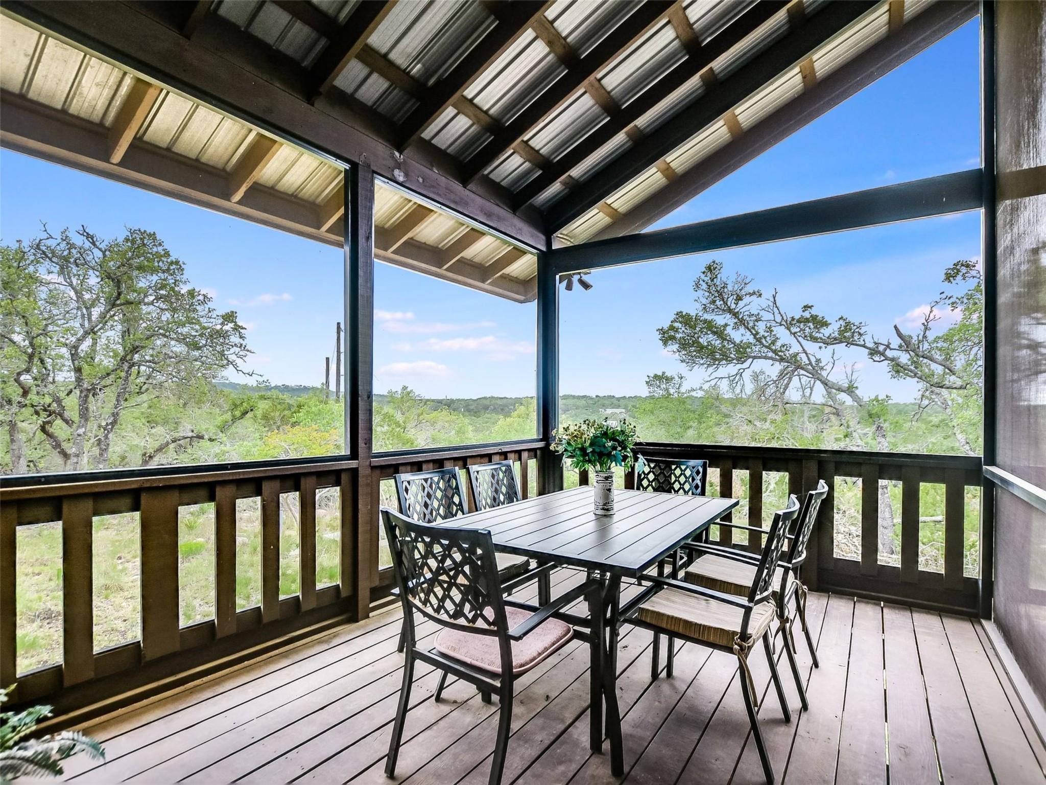 910 Plant Lady Ln, Dripping Springs, TX 78620