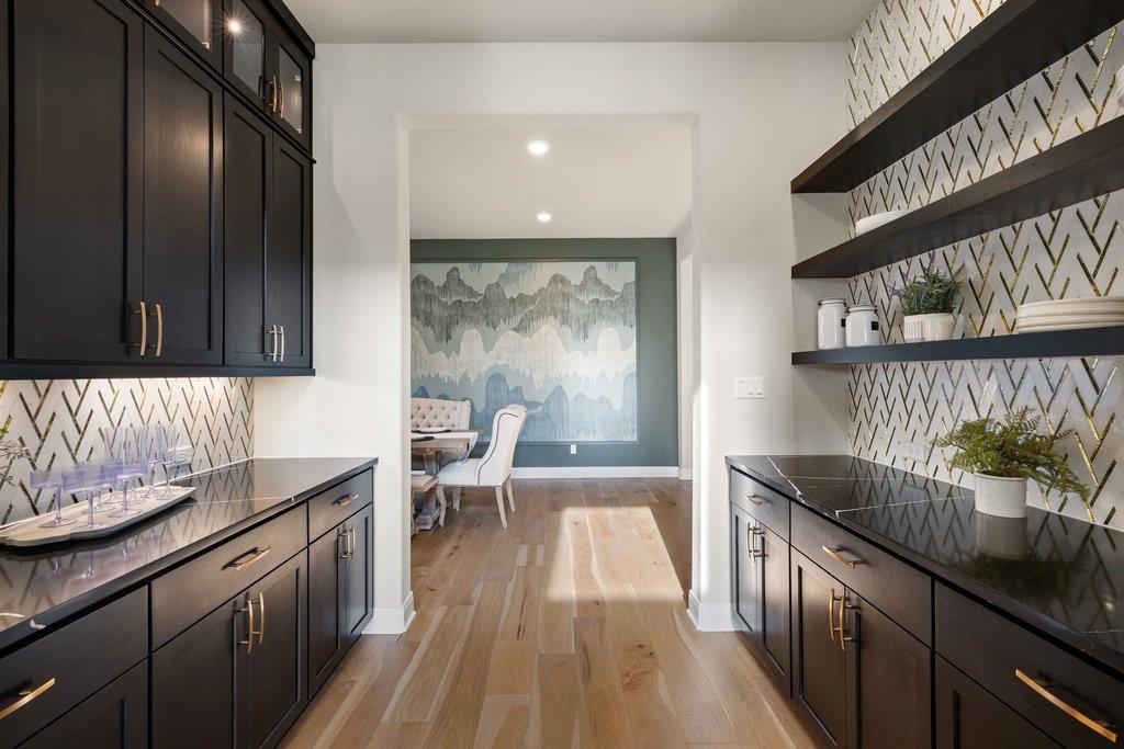 1300 Shelby Ln, Georgetown, TX 78628