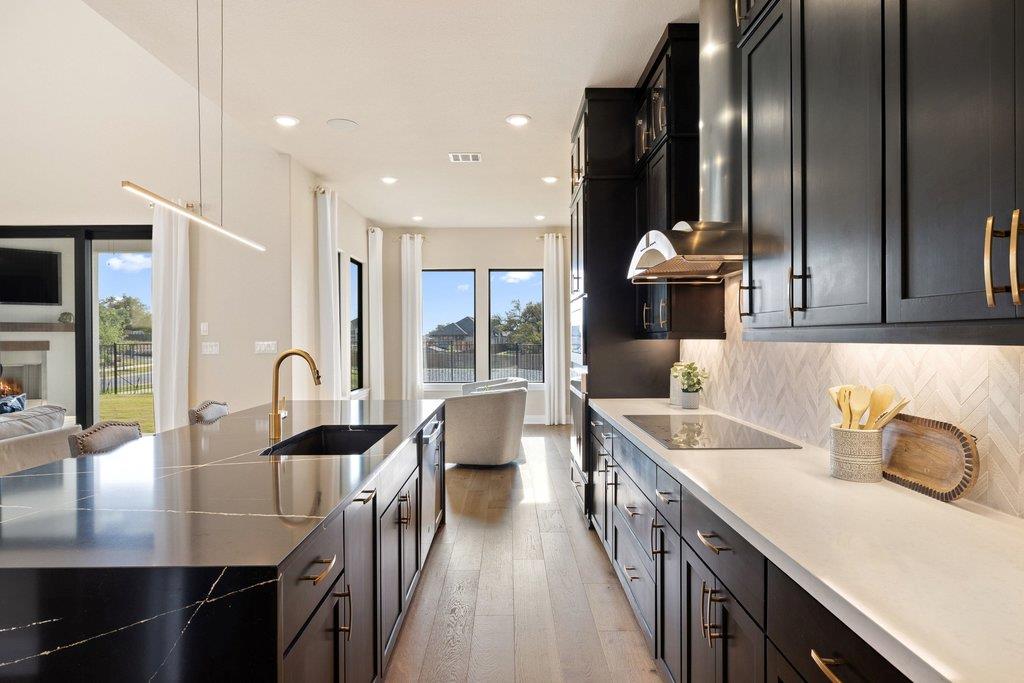 1300 Shelby Ln, Georgetown, TX 78628