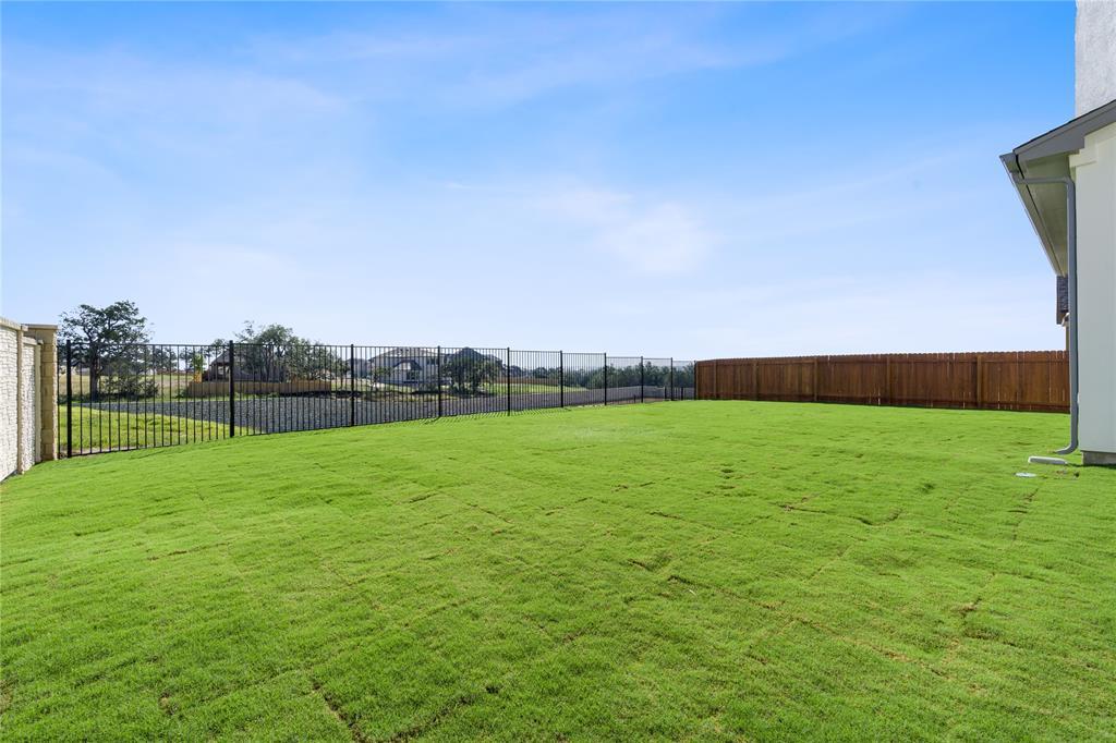 1300 Shelby Ln, Georgetown, TX 78628