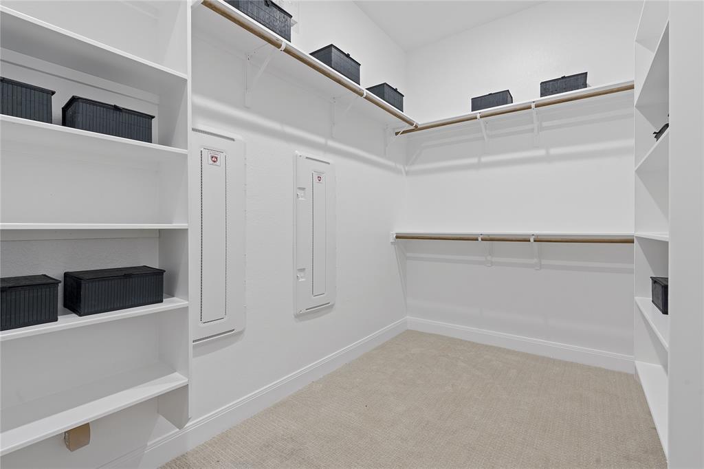 1300 Shelby Ln, Georgetown, TX 78628