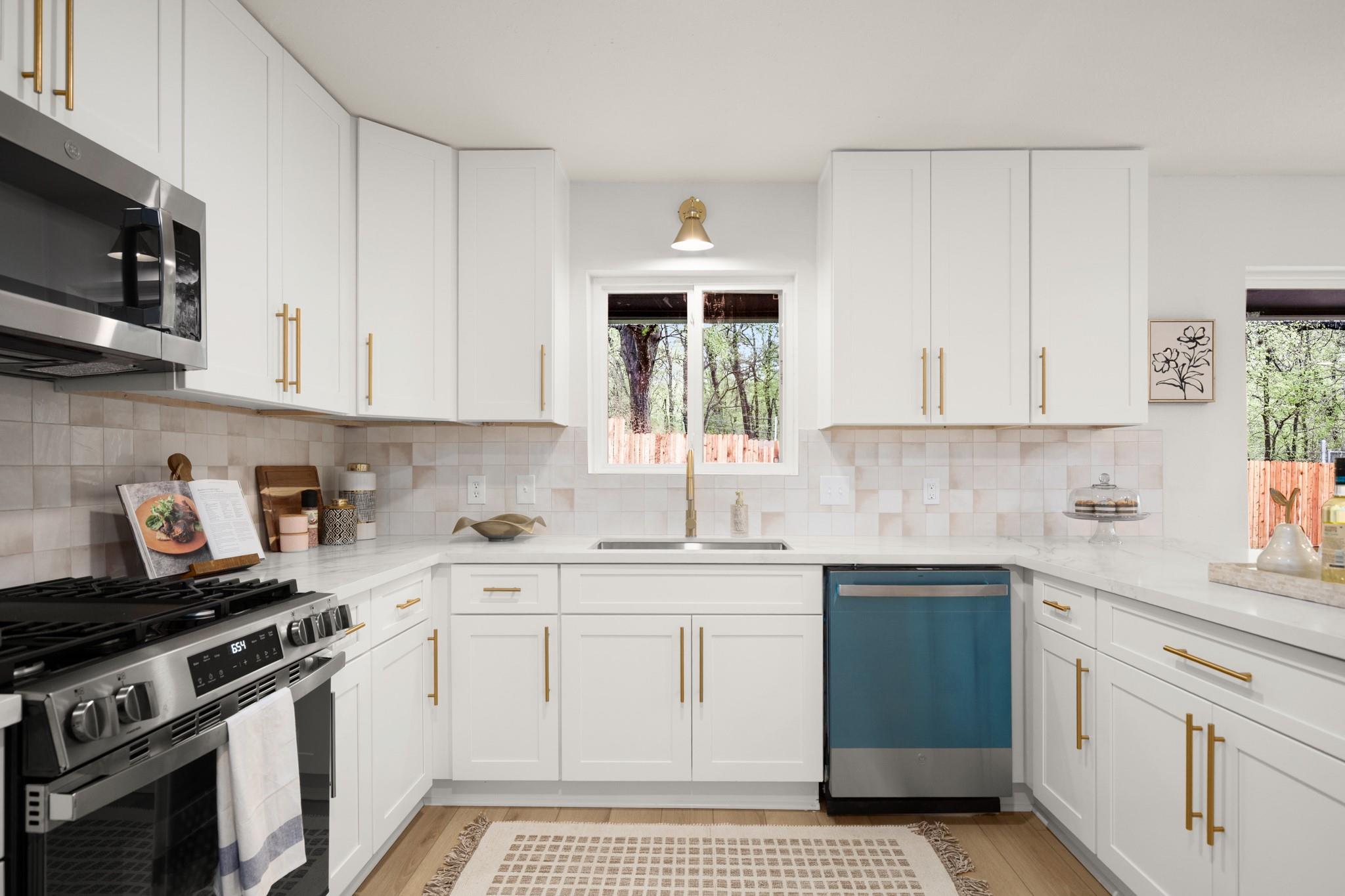 5106 Woodmoor Dr, Austin, TX 78721