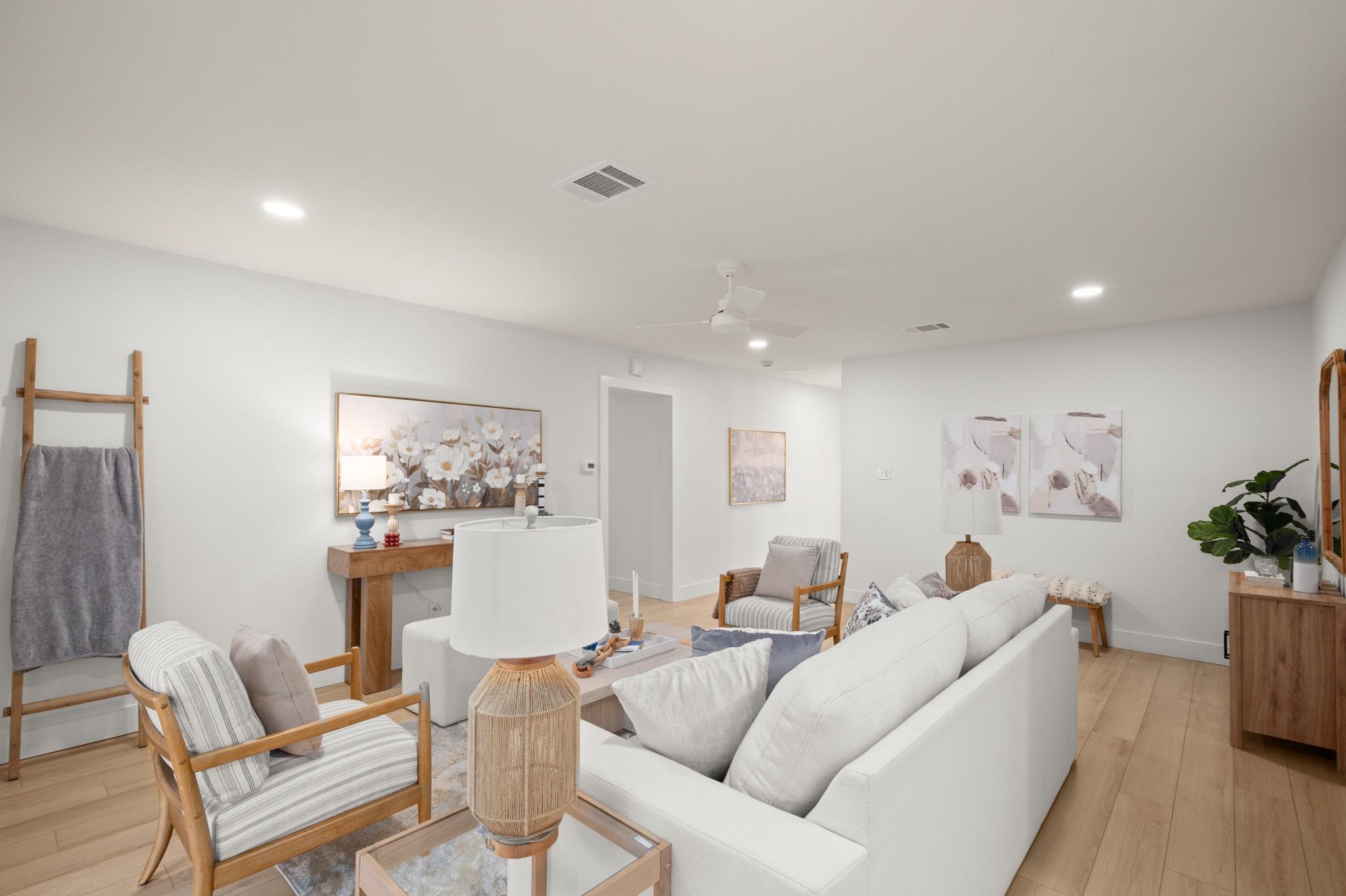 5106 Woodmoor Dr, Austin, TX 78721