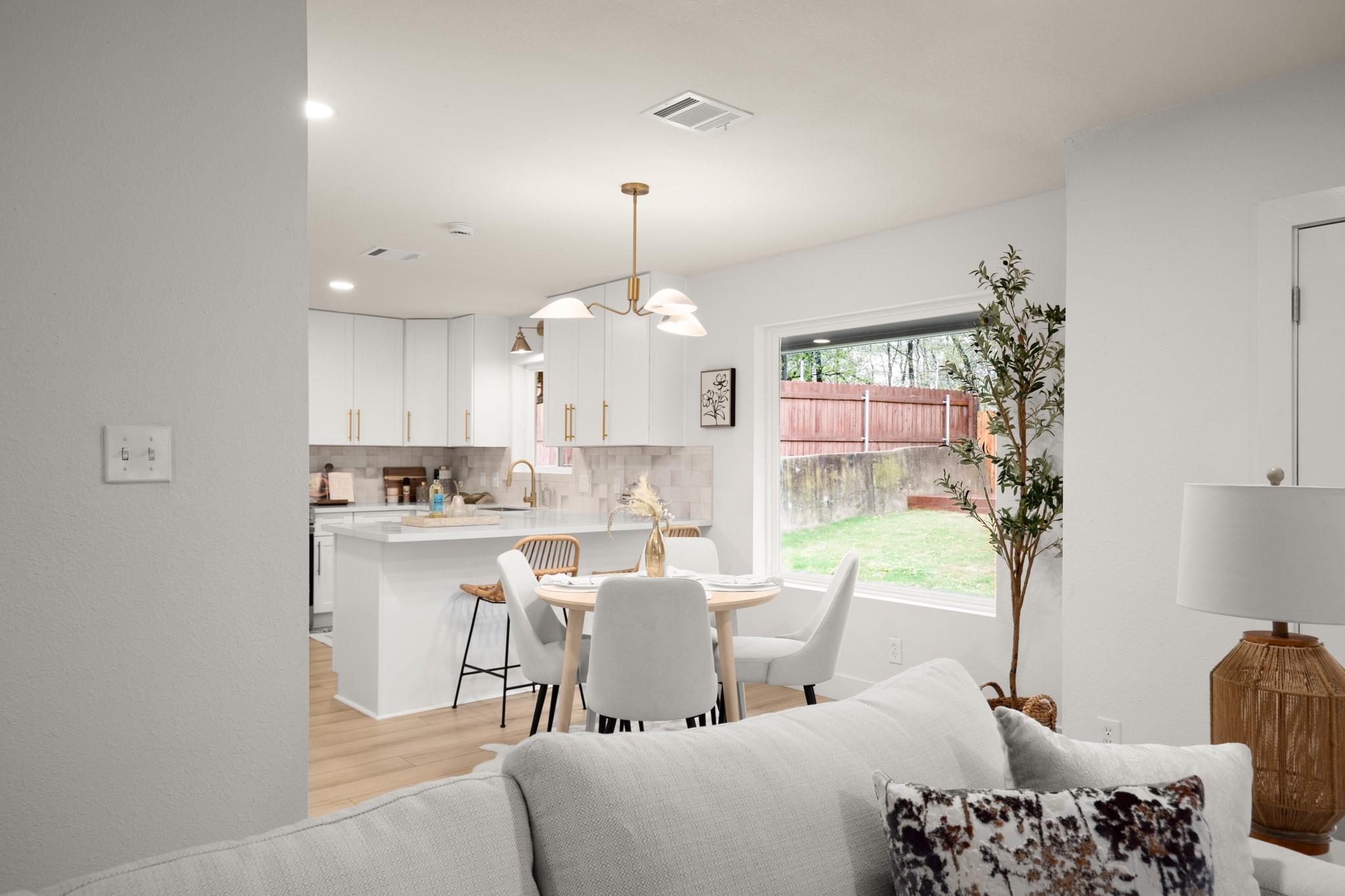 5106 Woodmoor Dr, Austin, TX 78721