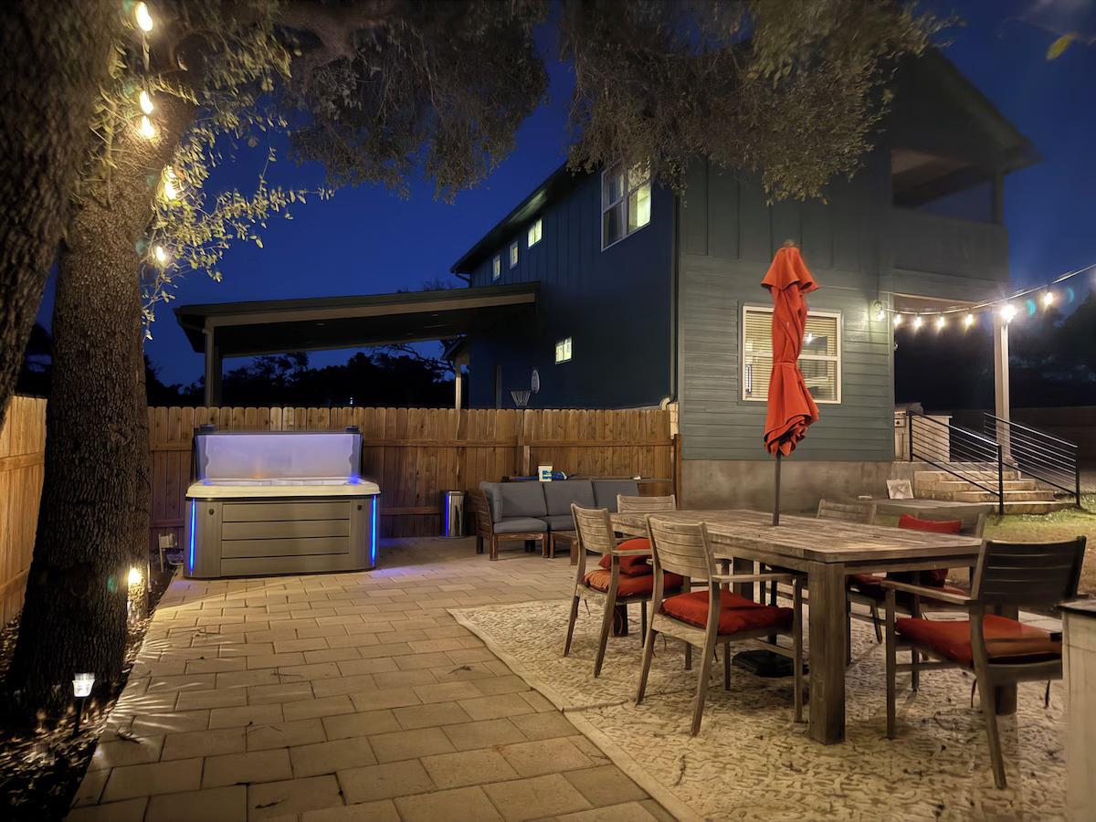 11605 Fitzhugh Rd, Austin, TX 78736