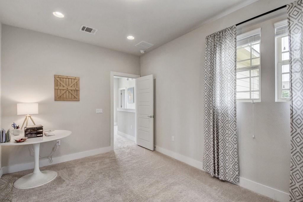 1704 Frontier Valley Dr, Austin, TX 78741