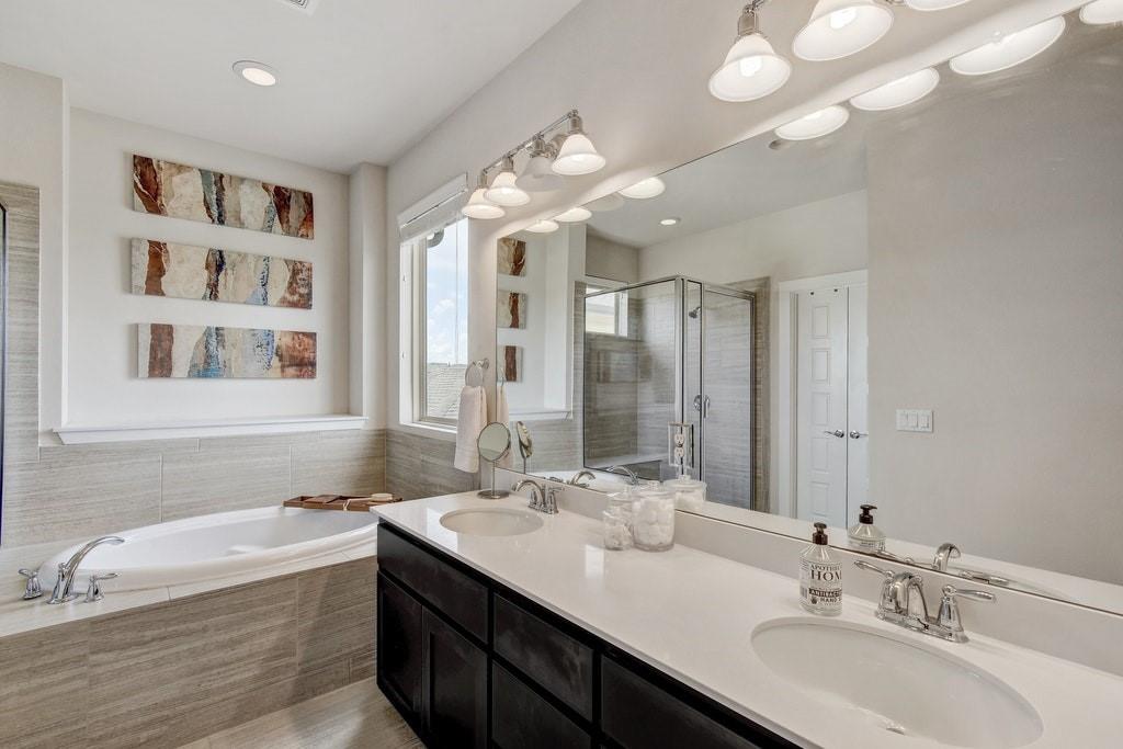 1704 Frontier Valley Dr, Austin, TX 78741