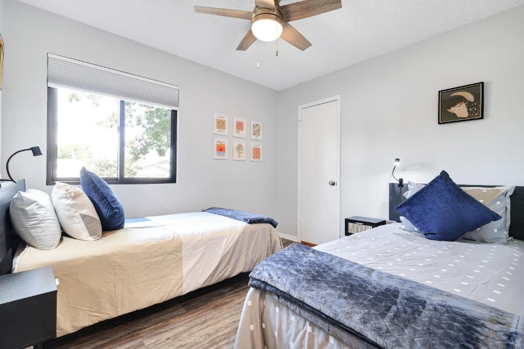 6807 Skynook Dr, Austin, TX 78745