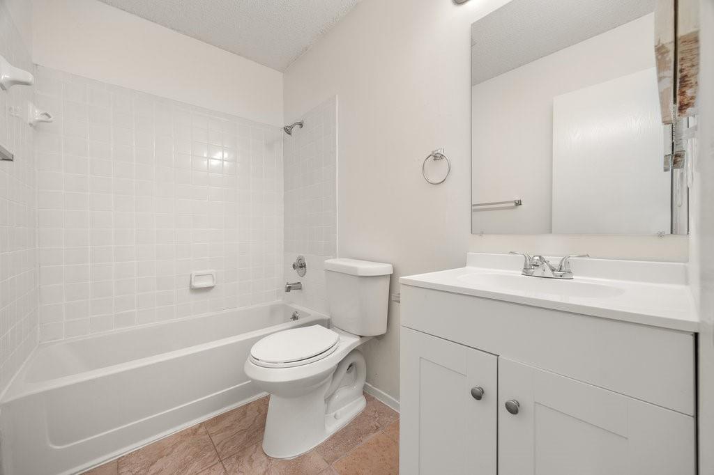 8204 West Gate Blvd # A, Austin, TX 78745