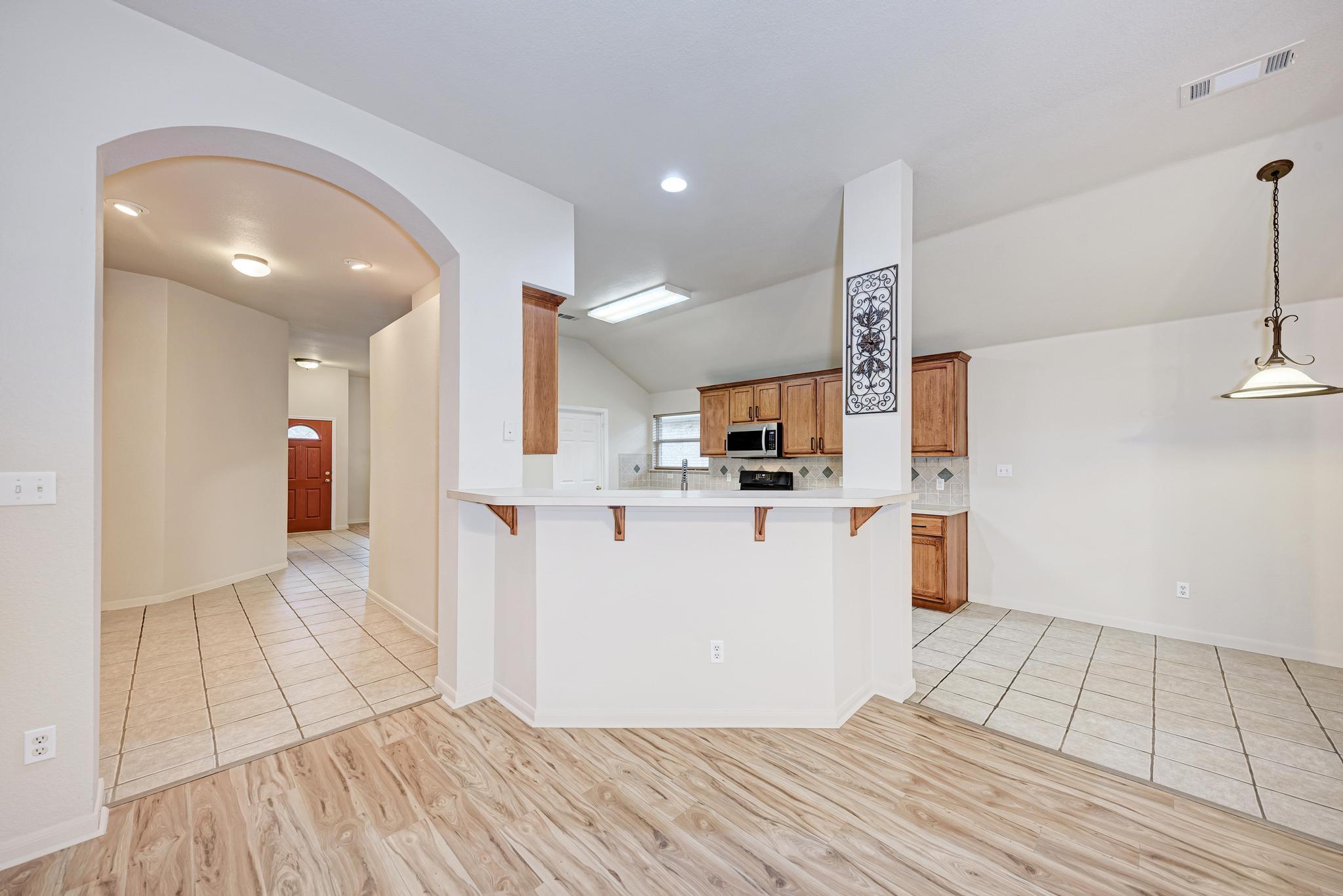 9816 Pasatiempo Dr, Austin, TX 78717