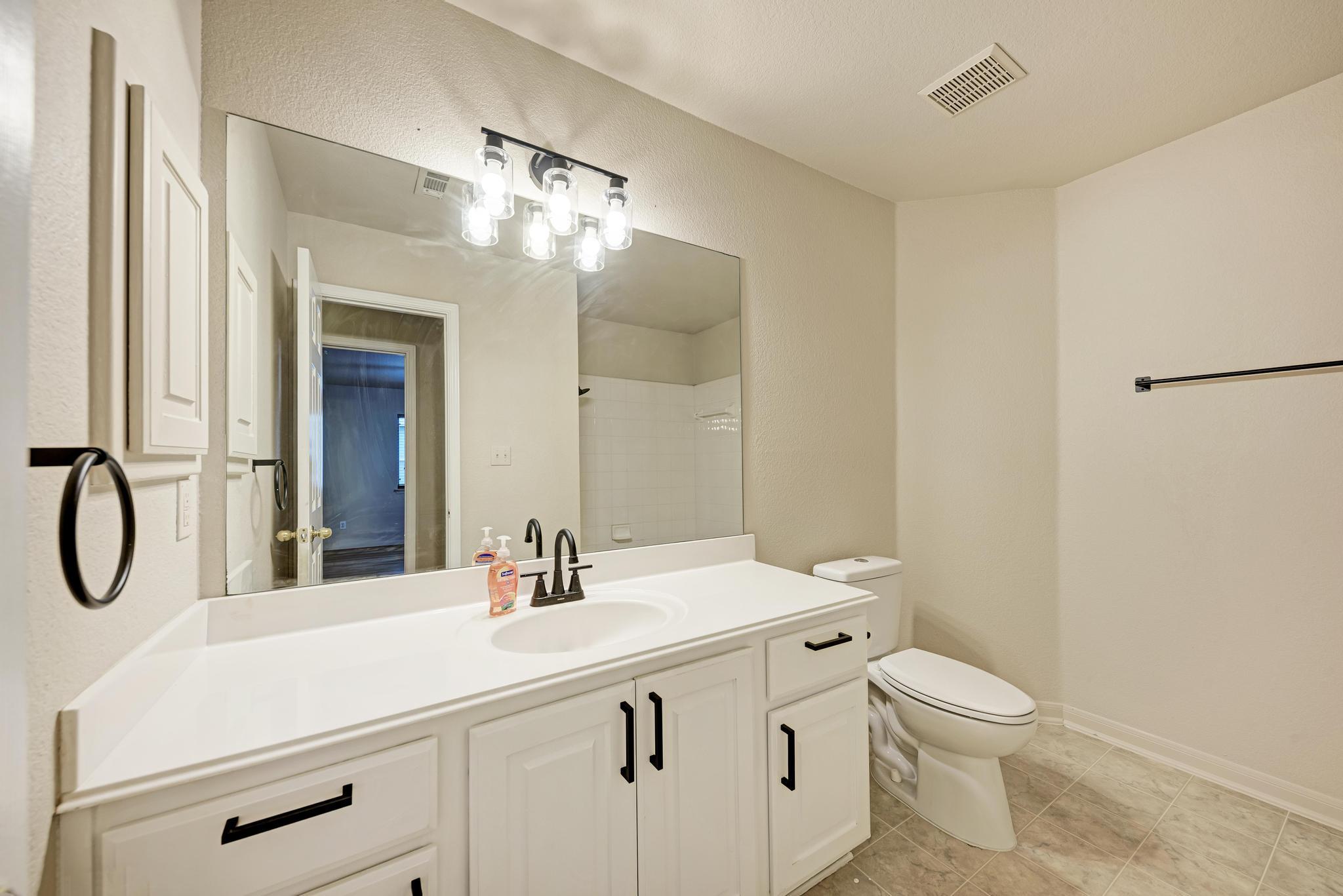 9816 Pasatiempo Dr, Austin, TX 78717