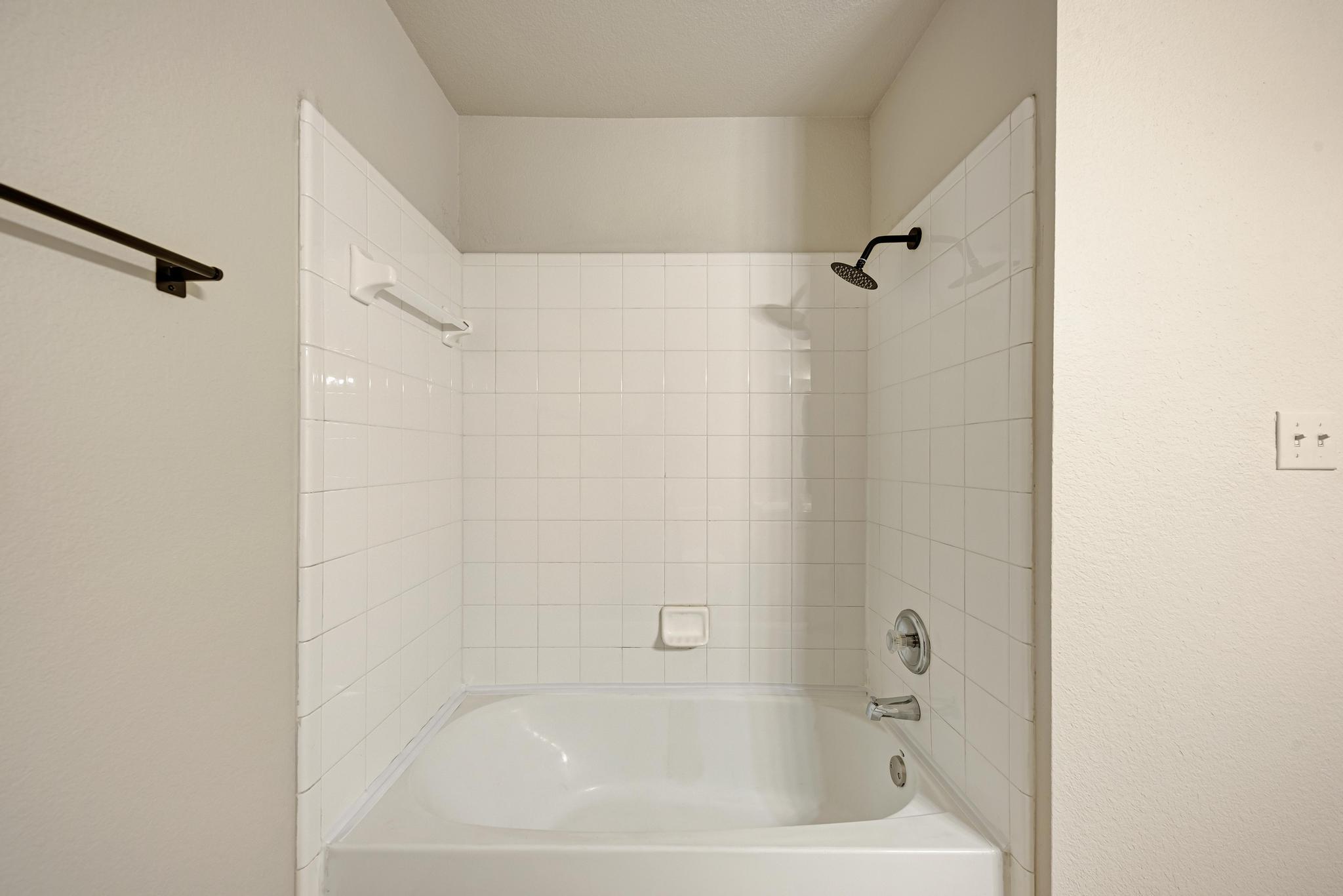 9816 Pasatiempo Dr, Austin, TX 78717