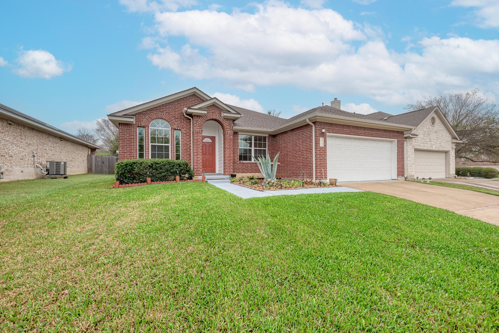 9816 Pasatiempo Dr, Austin, TX 78717