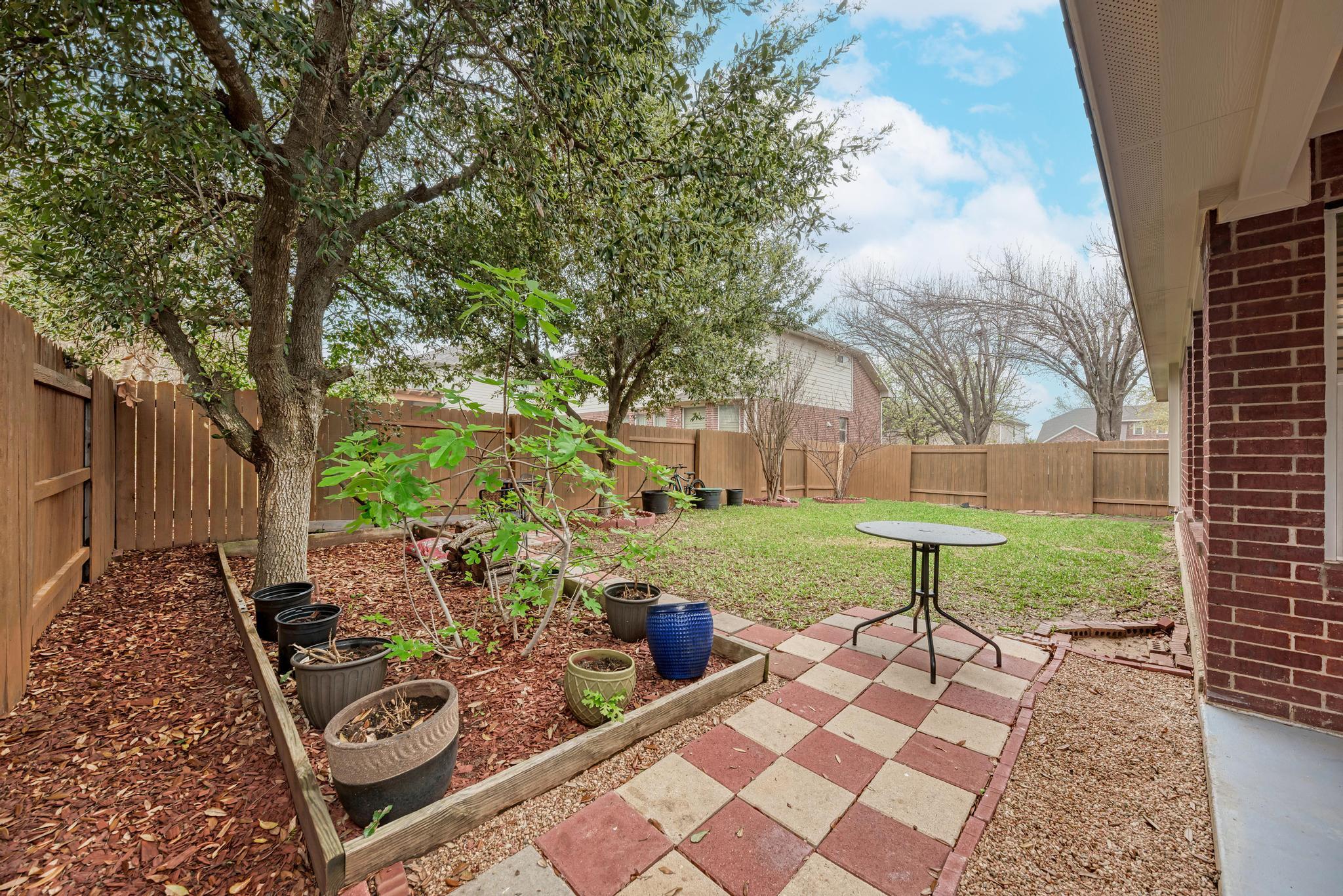 9816 Pasatiempo Dr, Austin, TX 78717