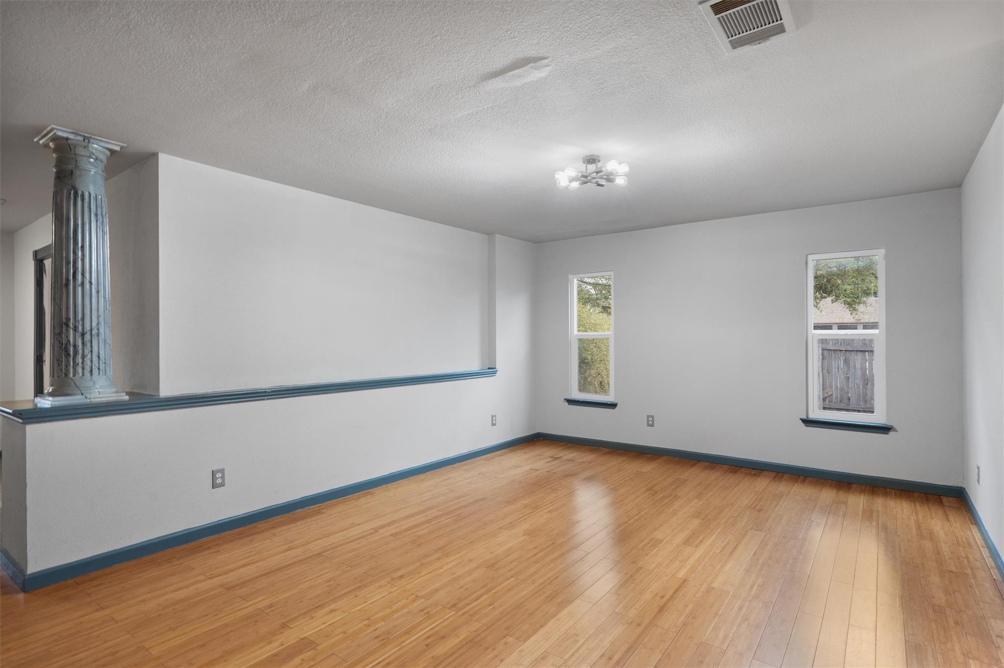 2122 Deer Creek Trl, Round Rock, TX 78665