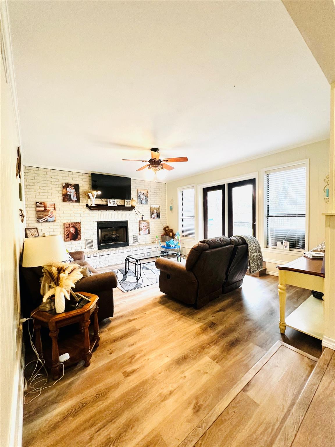 1904 N Hoover Ave, Cameron, TX 76520