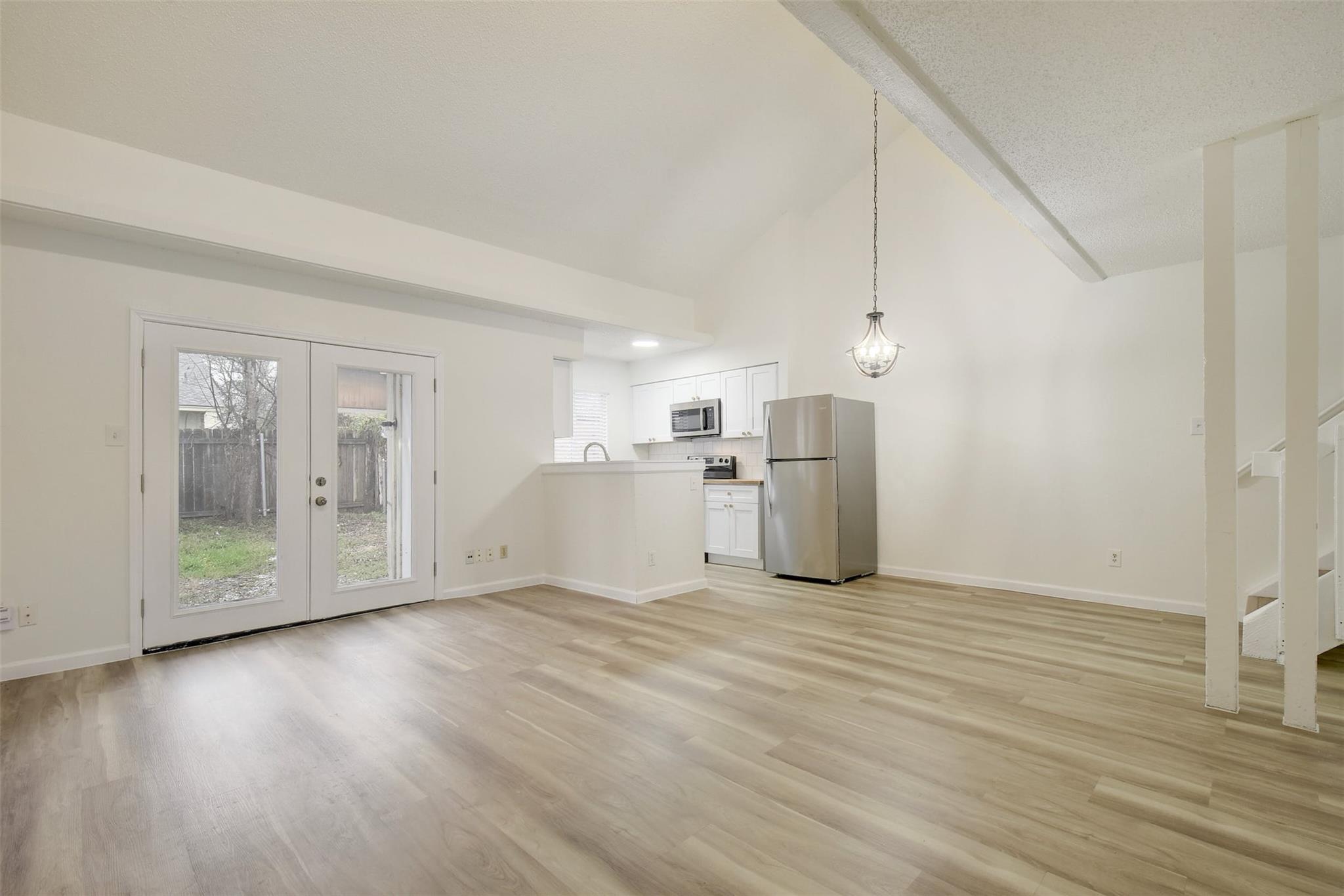 6803 Woodhue Dr # A, Austin, TX 78745