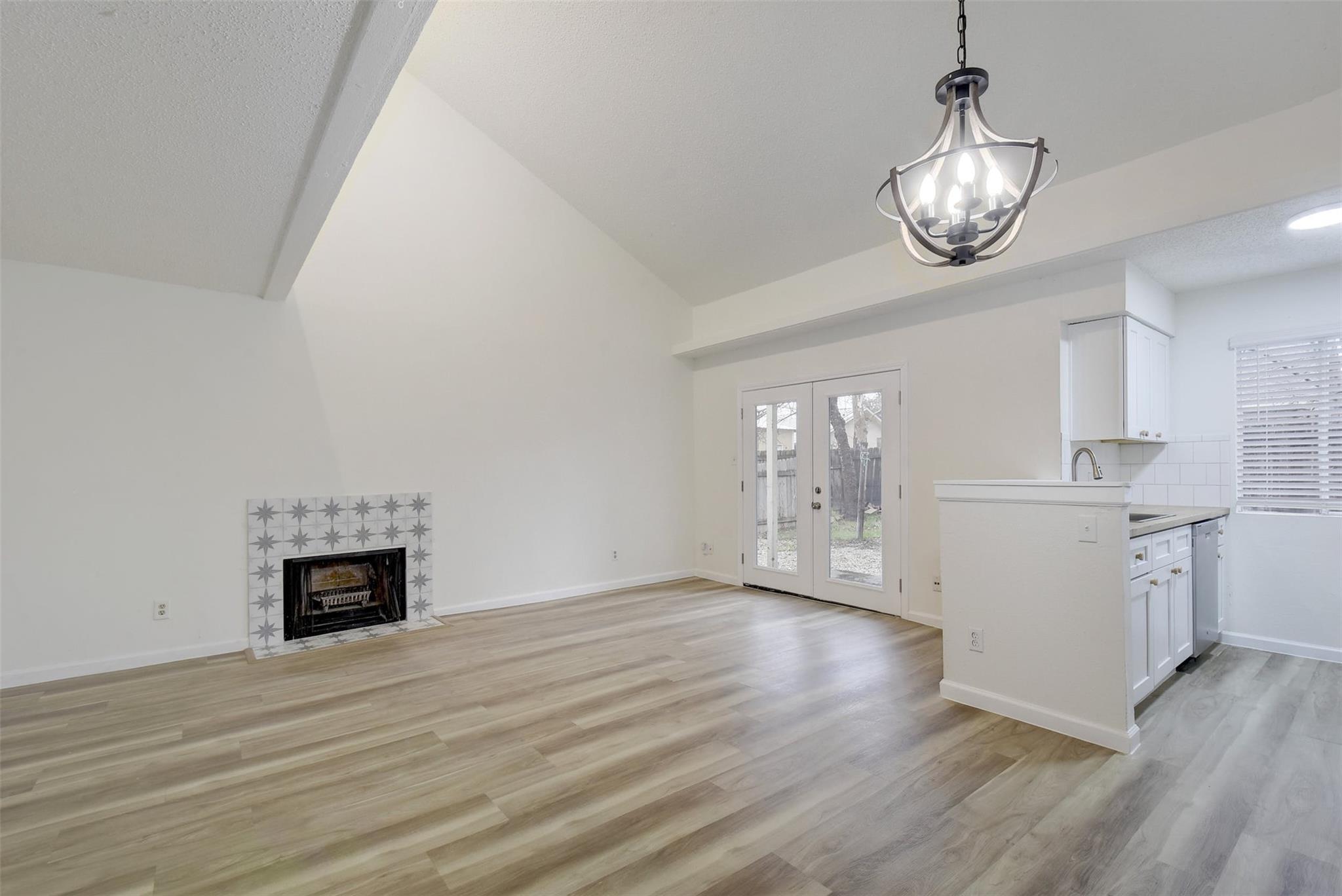 6803 Woodhue Dr # A, Austin, TX 78745