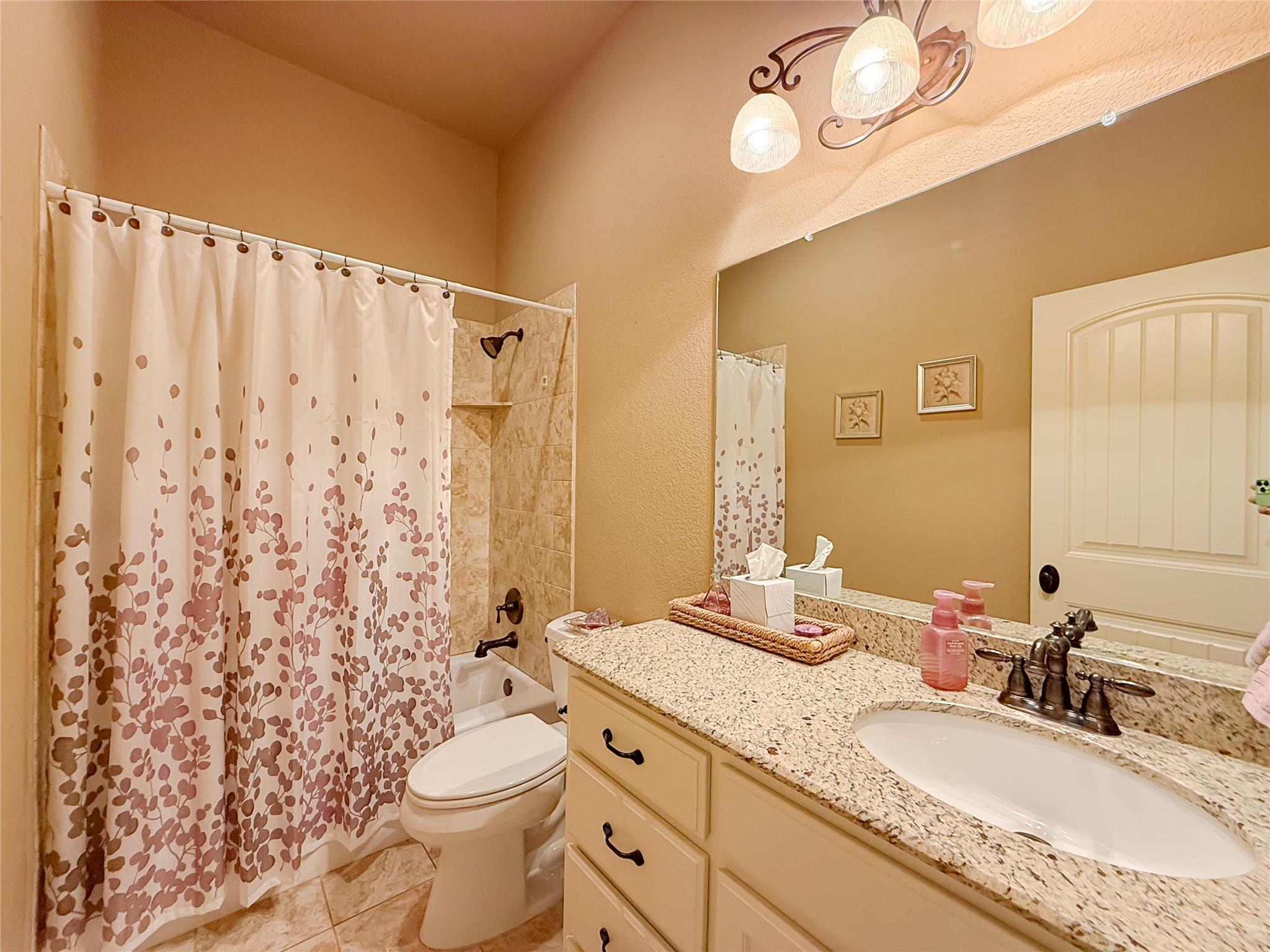 1611 W Fm 696, Lexington, TX 78947