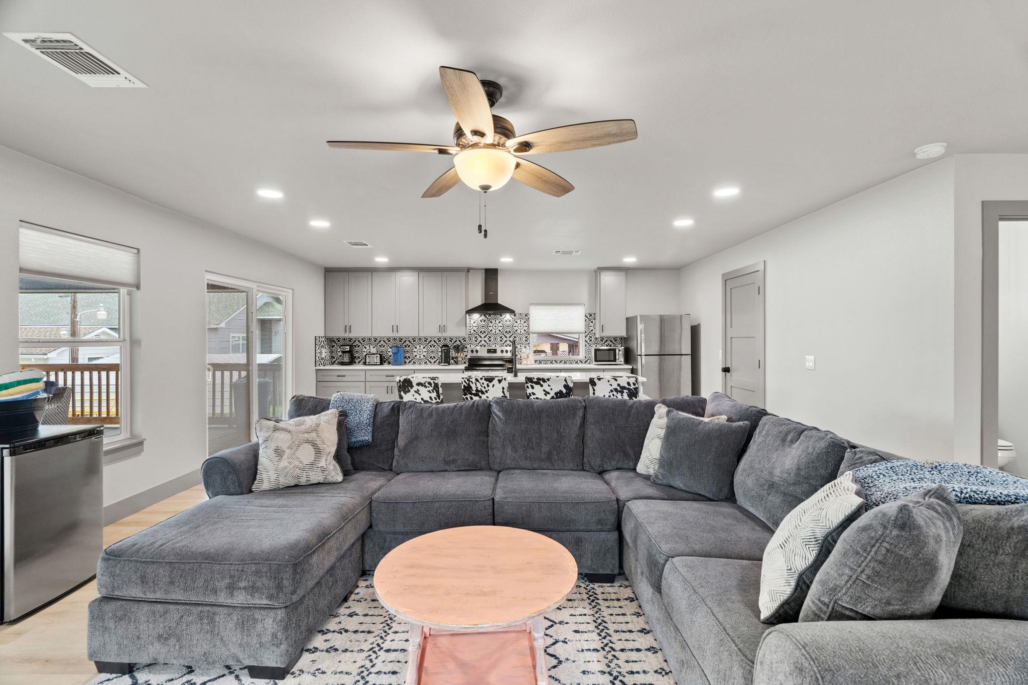 2028 Williams Lakeshore, Kingsland, TX 78639