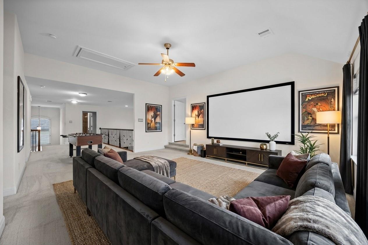 2300 Lakehurst Rd, Spicewood, TX 78669