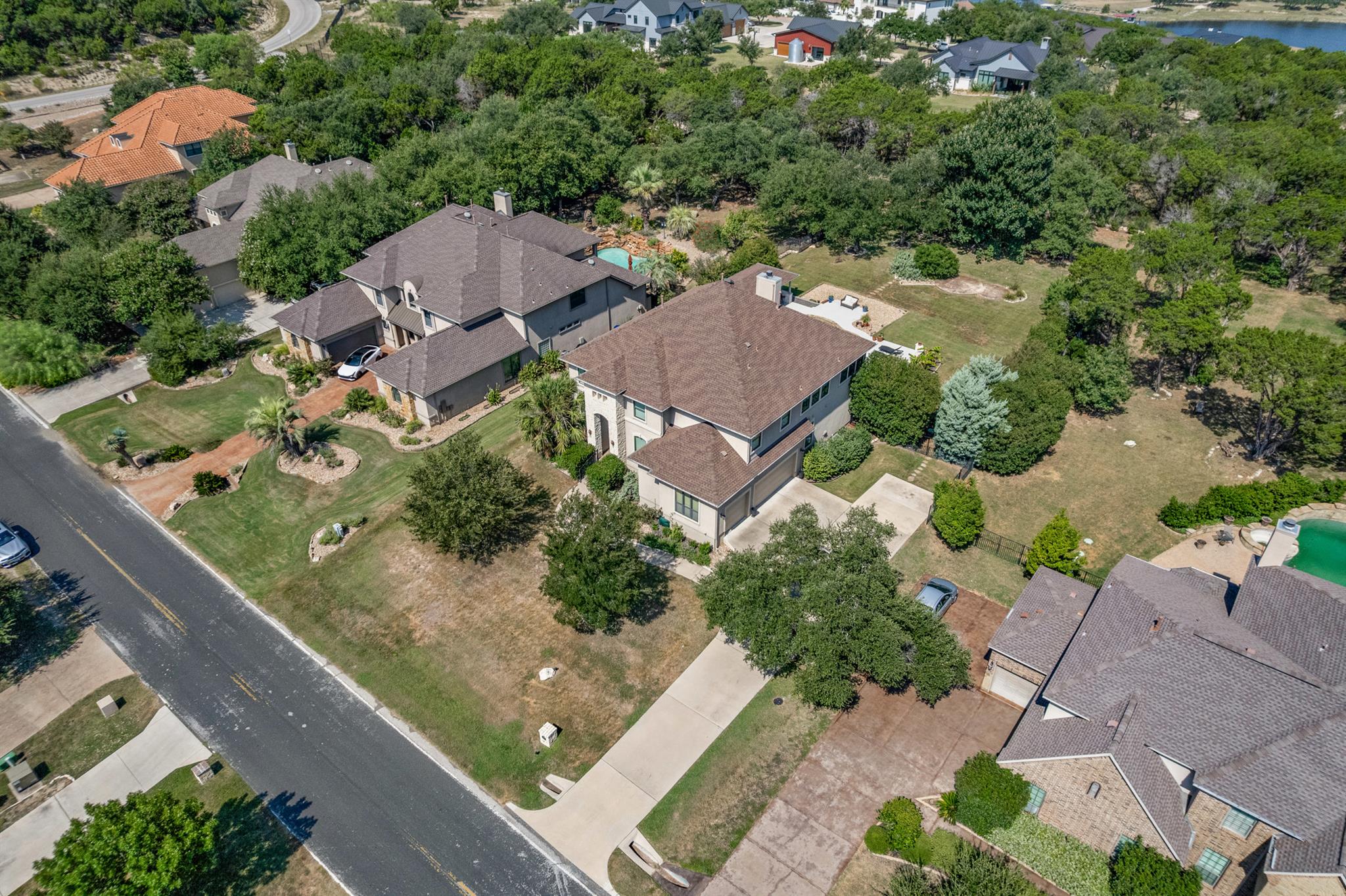 2300 Lakehurst Rd, Spicewood, TX 78669