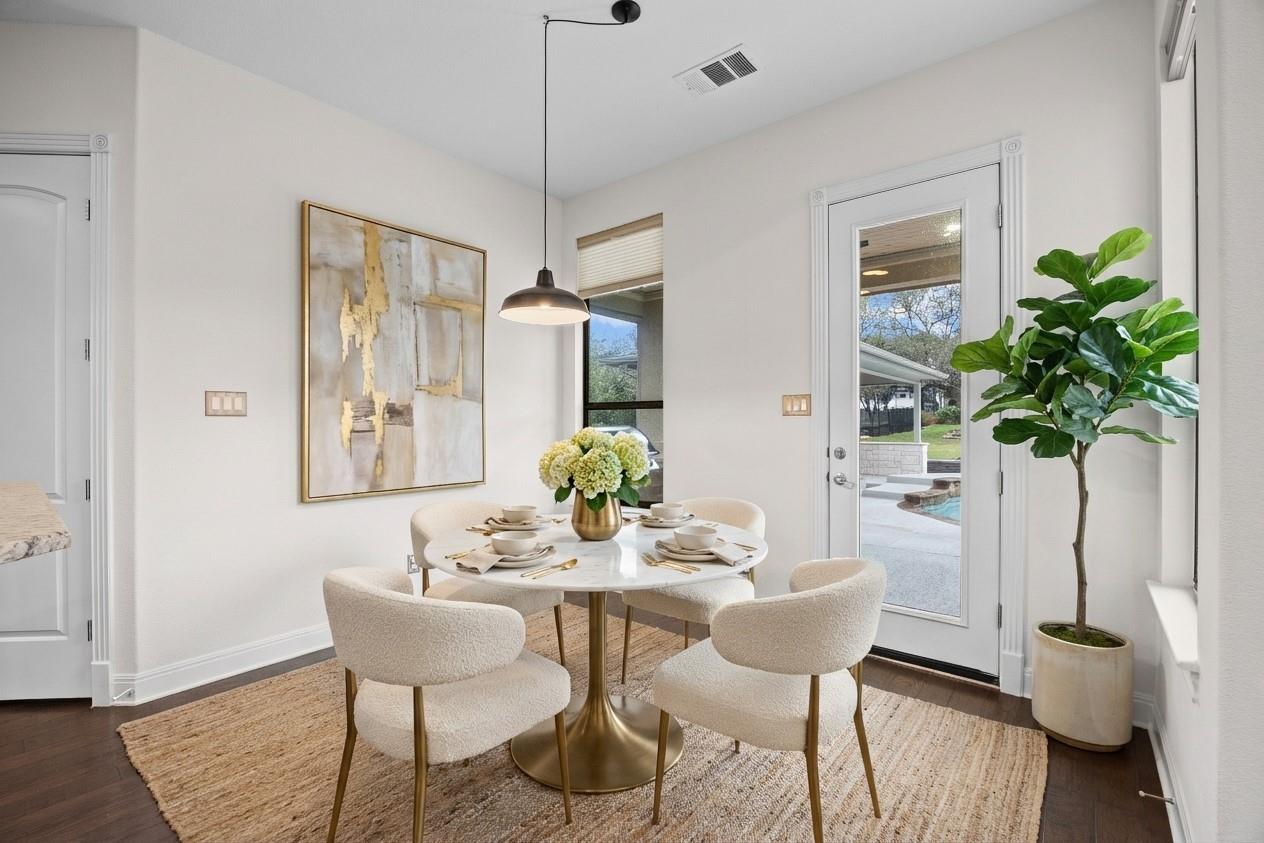 2300 Lakehurst Rd, Spicewood, TX 78669