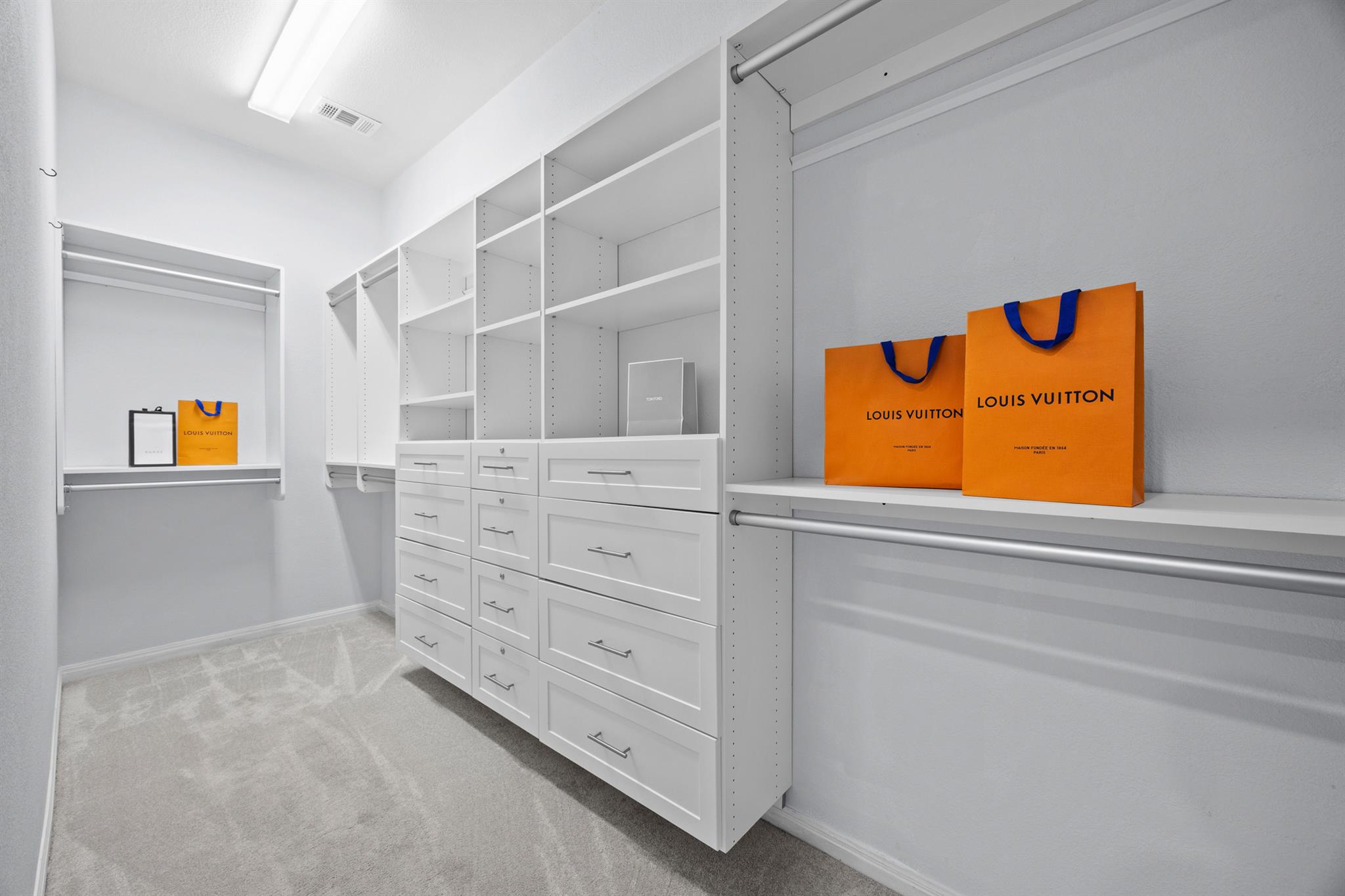 2300 Lakehurst Rd, Spicewood, TX 78669