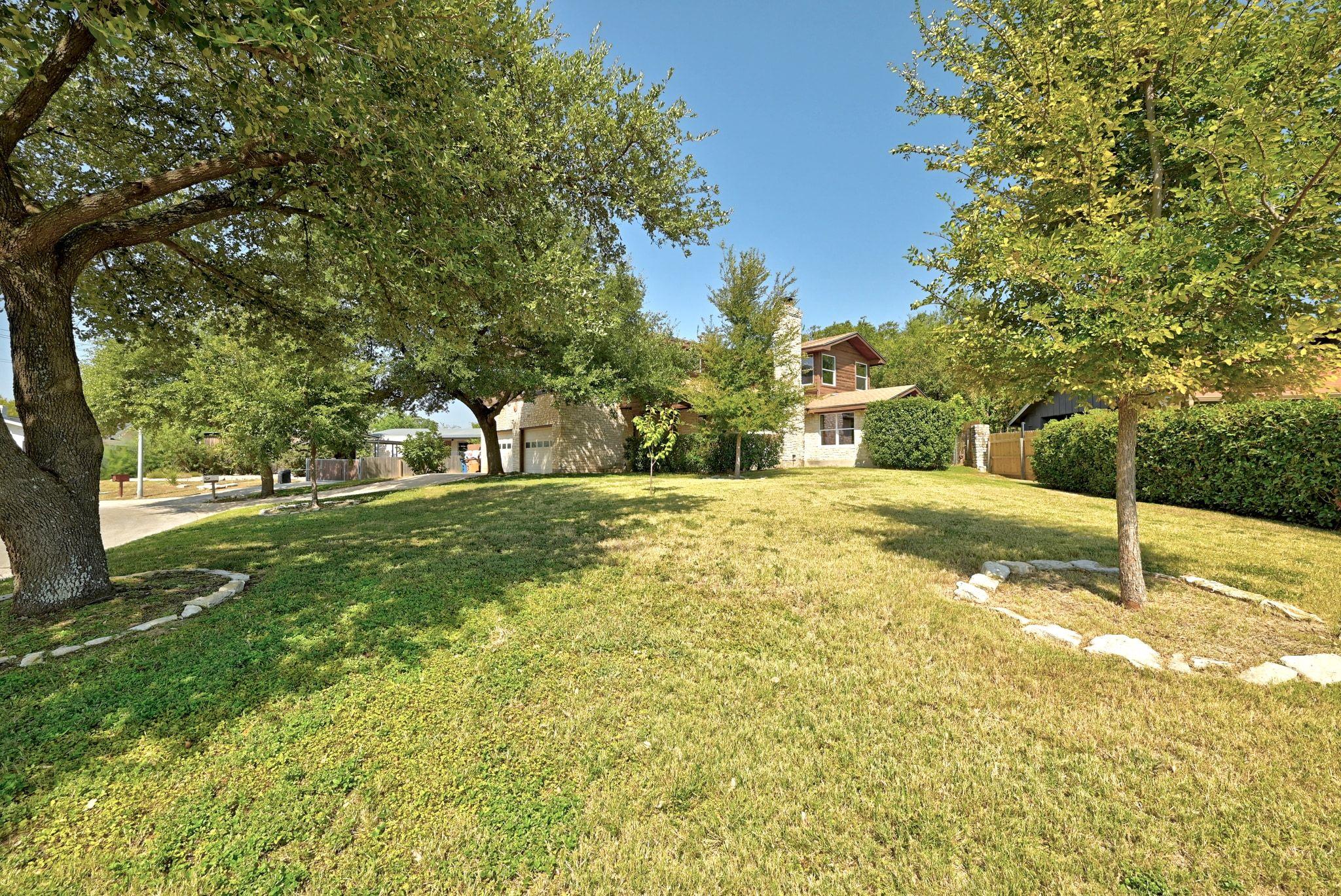 1904 Cedar Ridge Dr, Austin, TX 78741