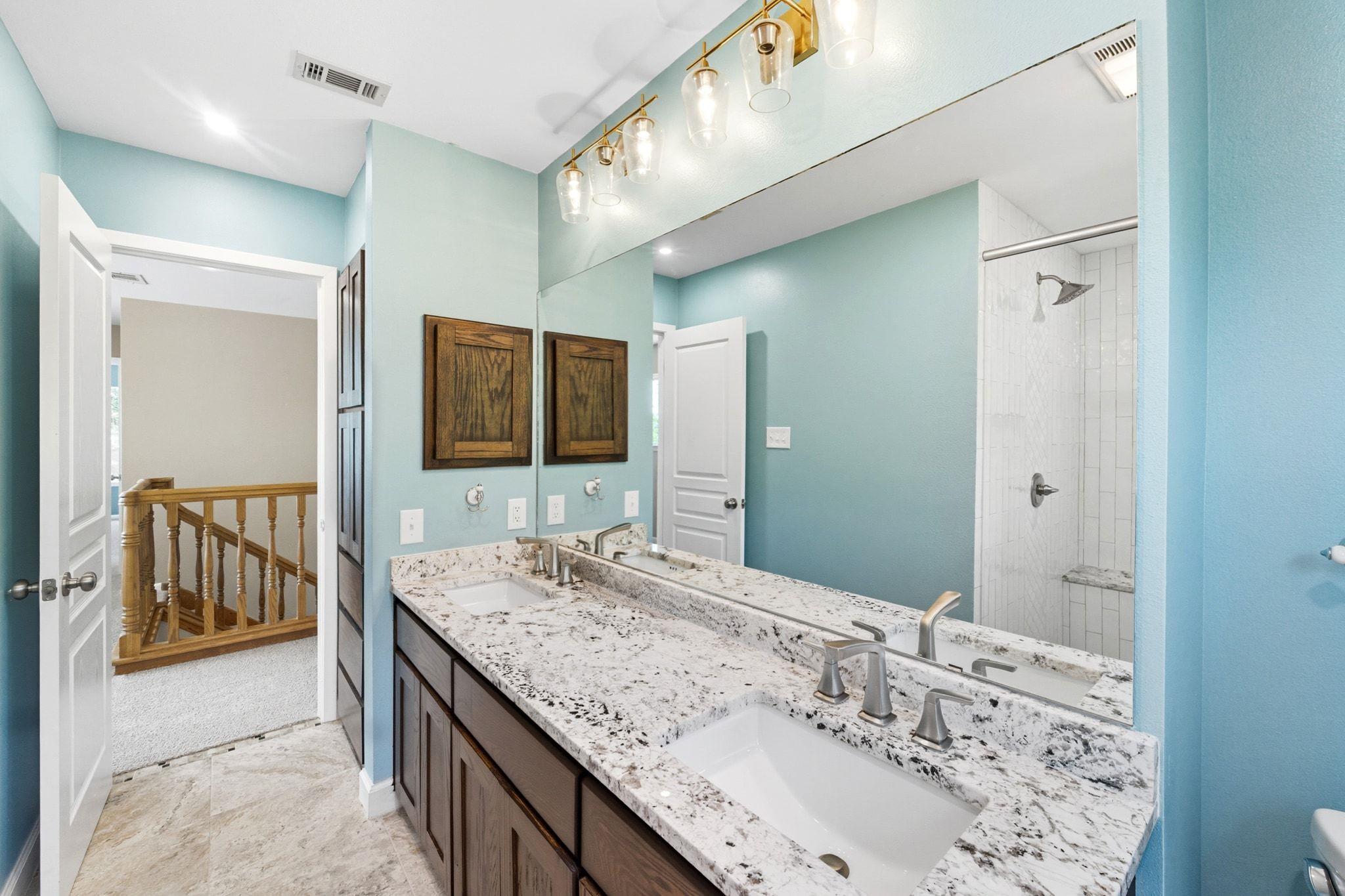 1904 Cedar Ridge Dr, Austin, TX 78741