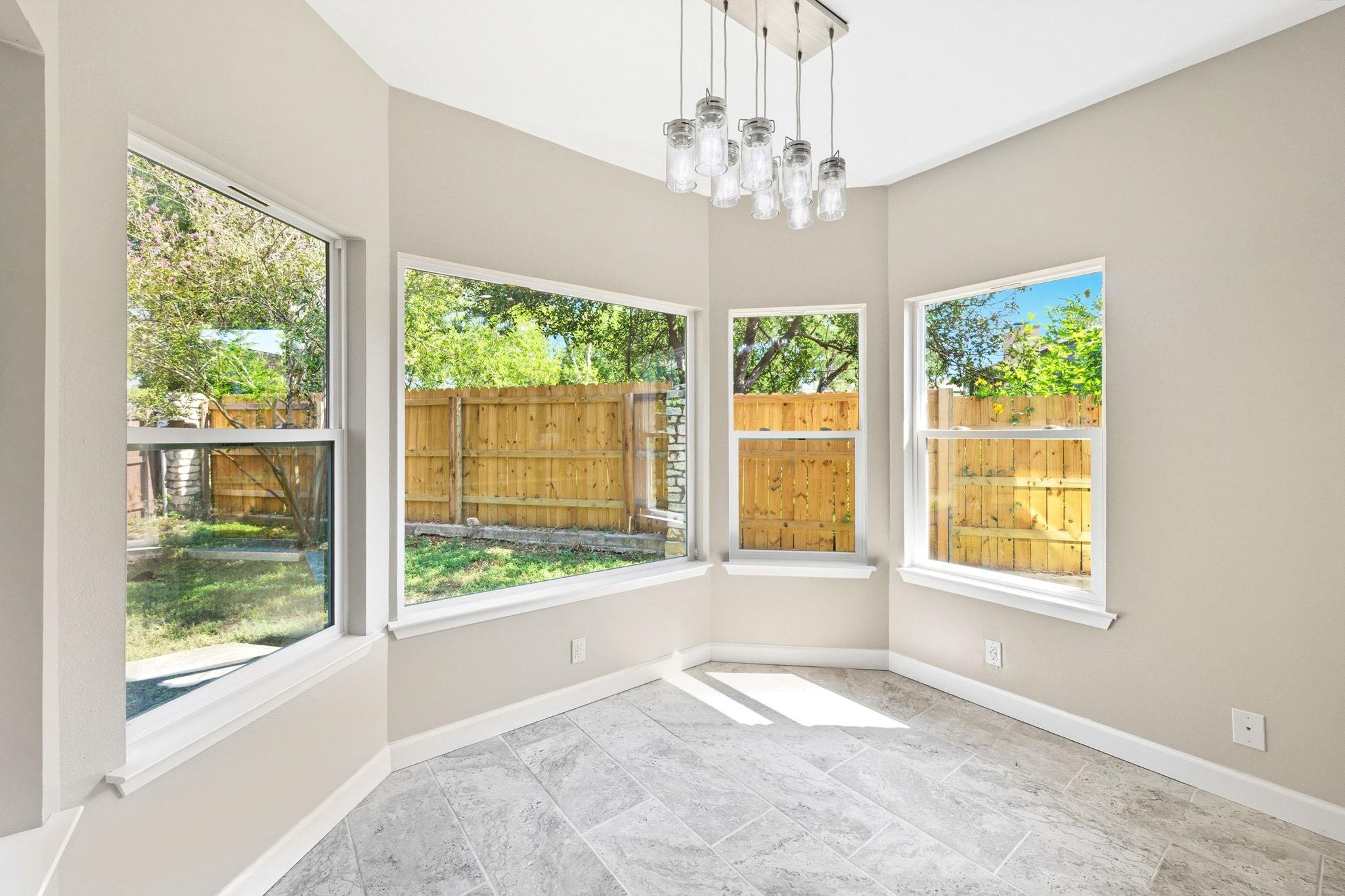 1904 Cedar Ridge Dr, Austin, TX 78741