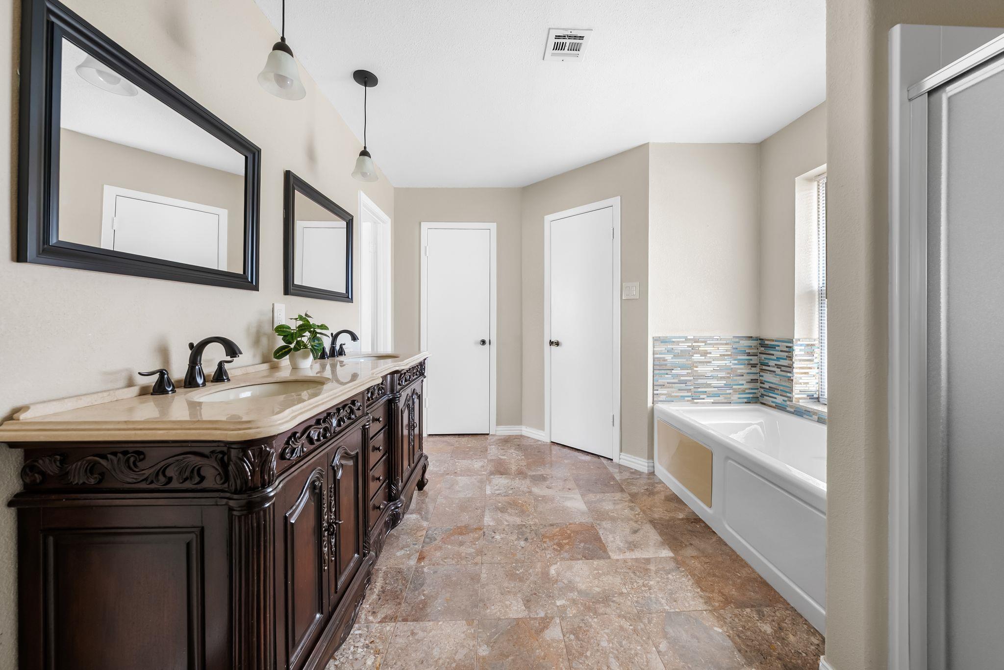 8303 Wexford Dr, Austin, TX 78759