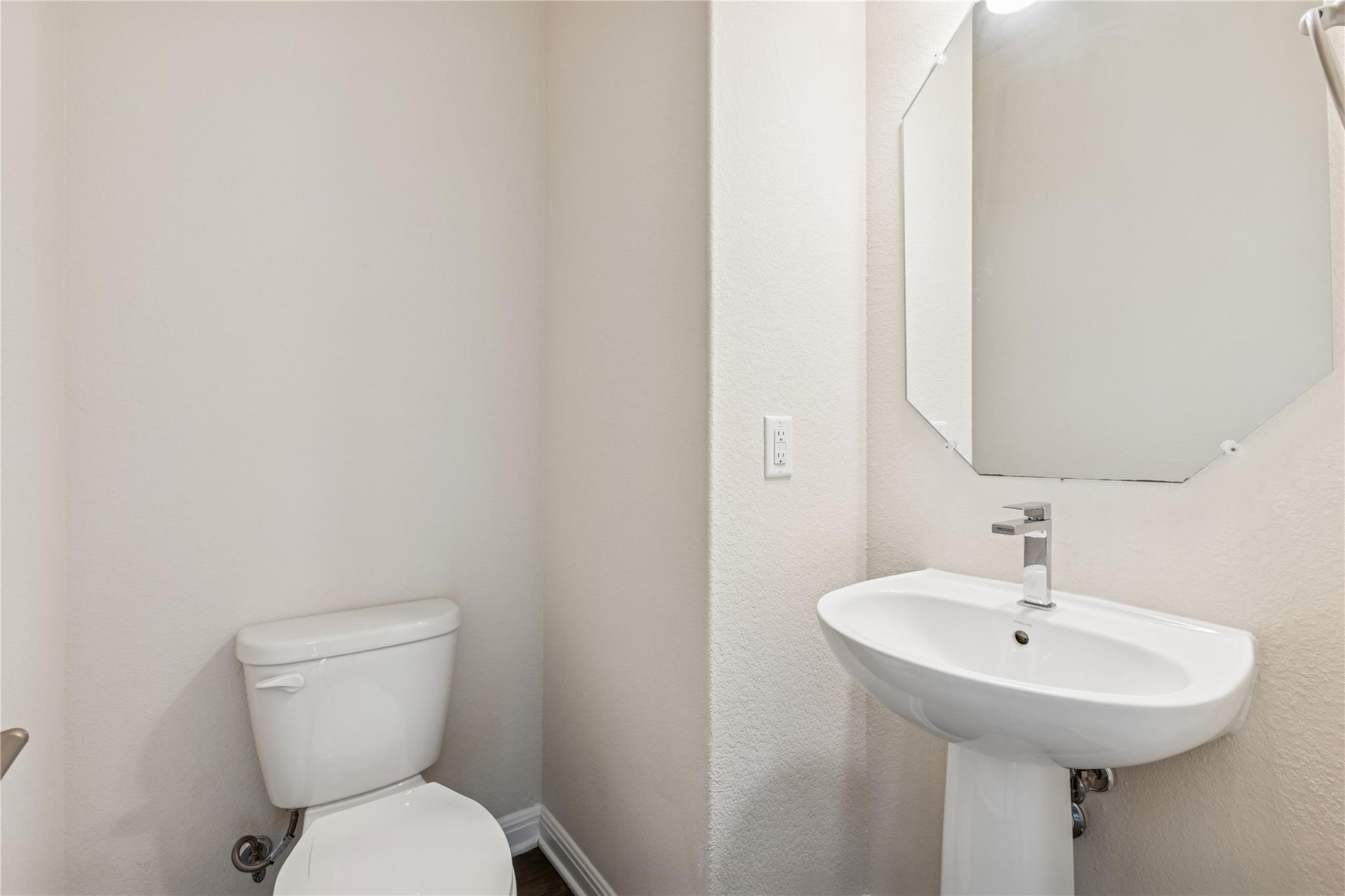 6109 Steep Cactus Trl # B, Austin, TX 78735